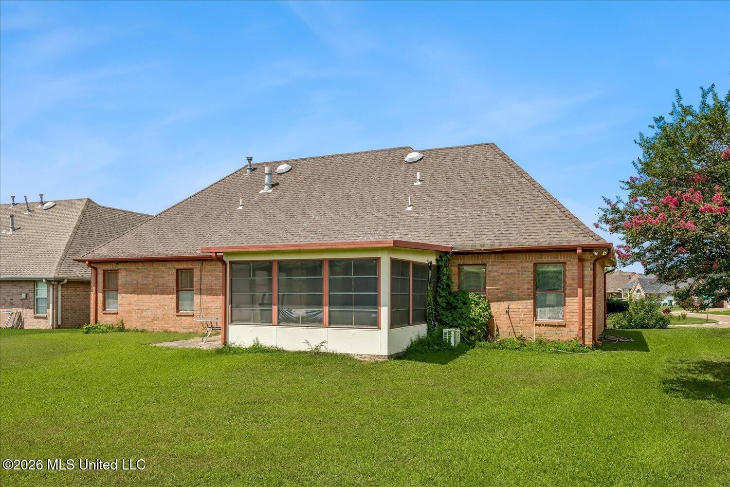 4363 Sweet Flag Loop Property Photo 27