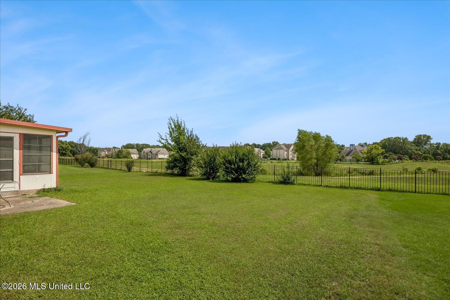 4363 Sweet Flag Loop Property Photo 29