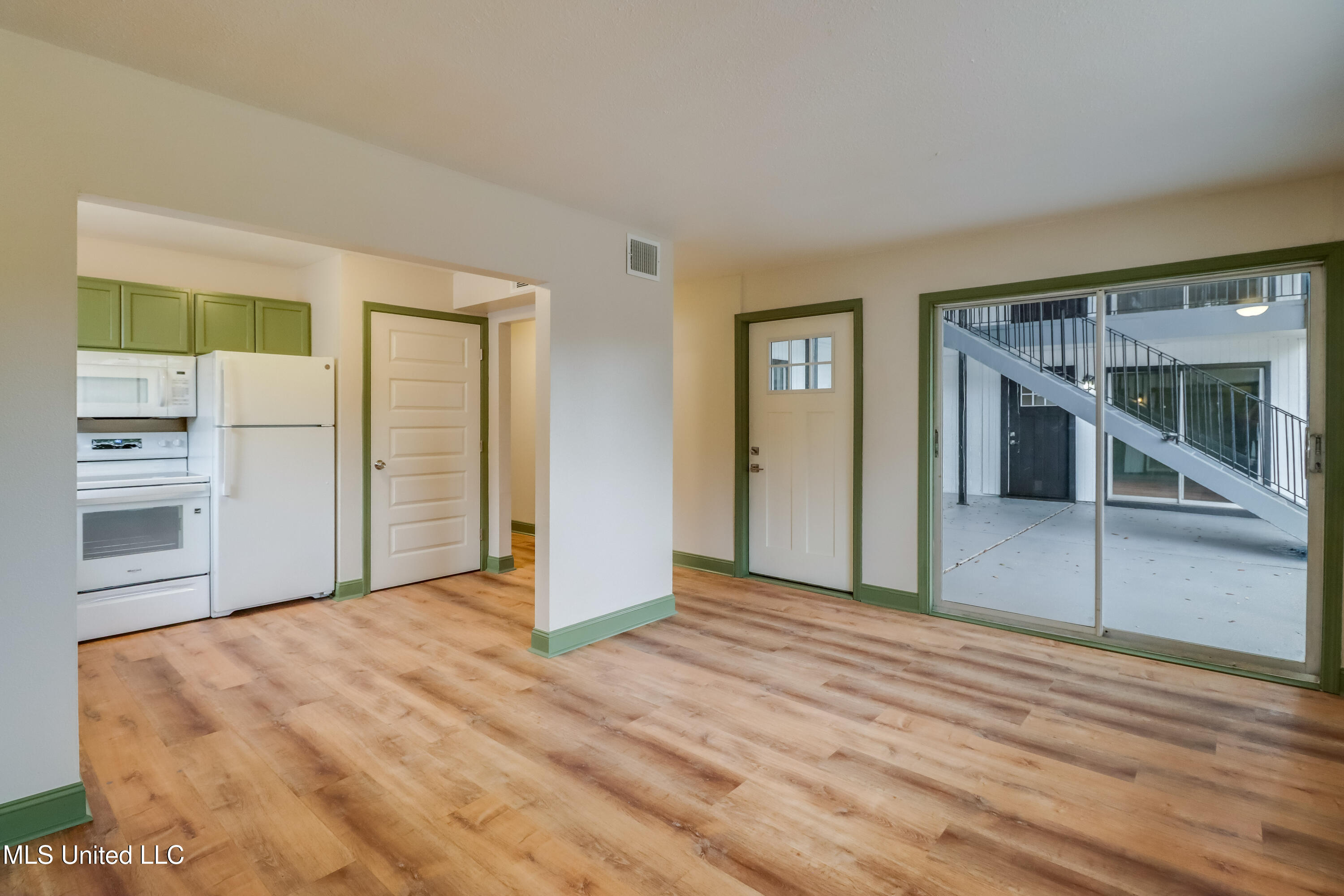150 Pat Harrison Street Property Photo 3