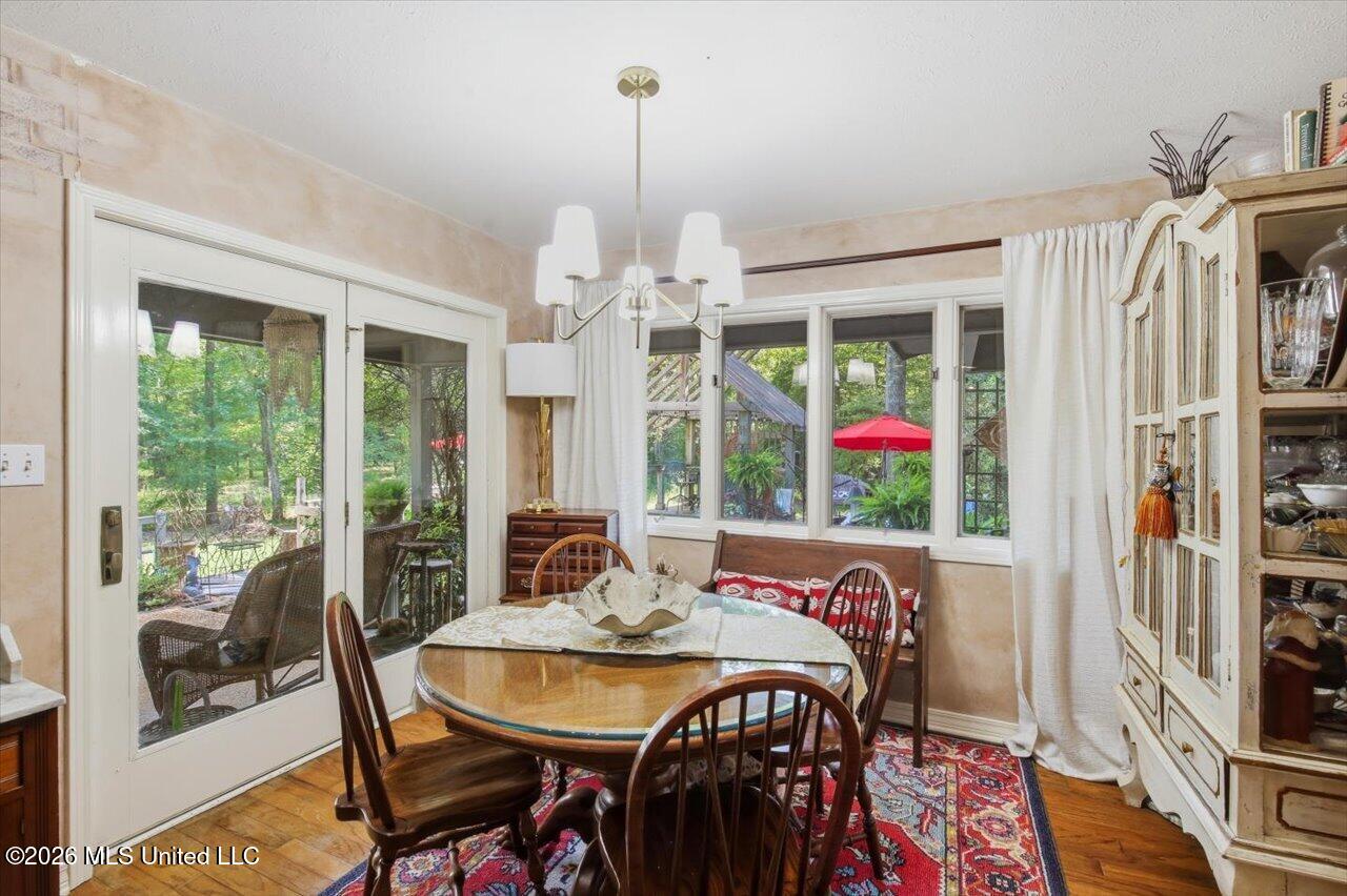 13 Montgomery Lane Property Photo 27