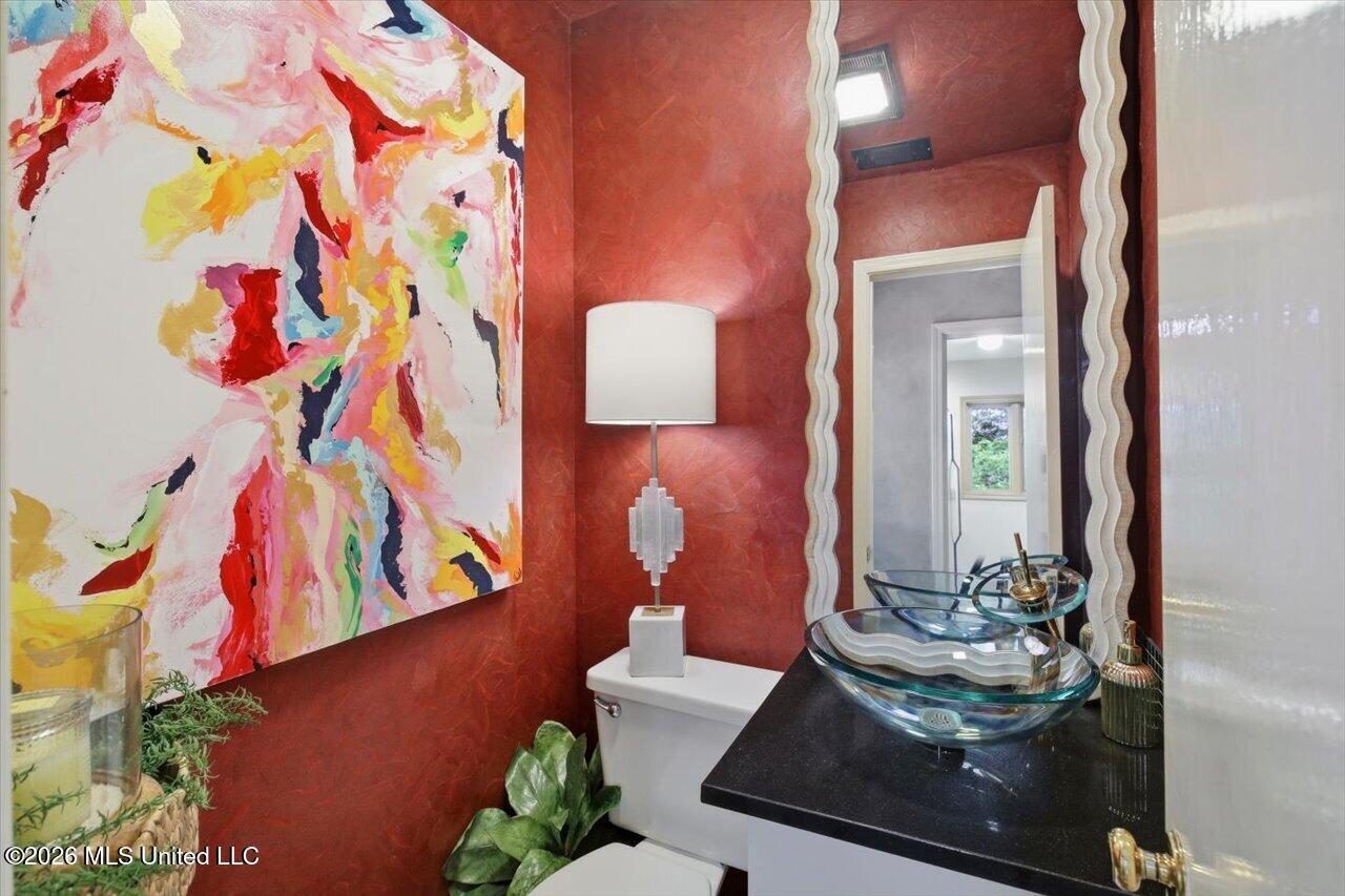 13 Montgomery Lane Property Photo 33
