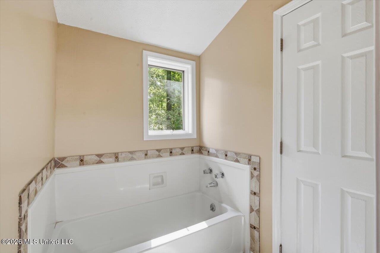 13 Montgomery Lane Property Photo 45