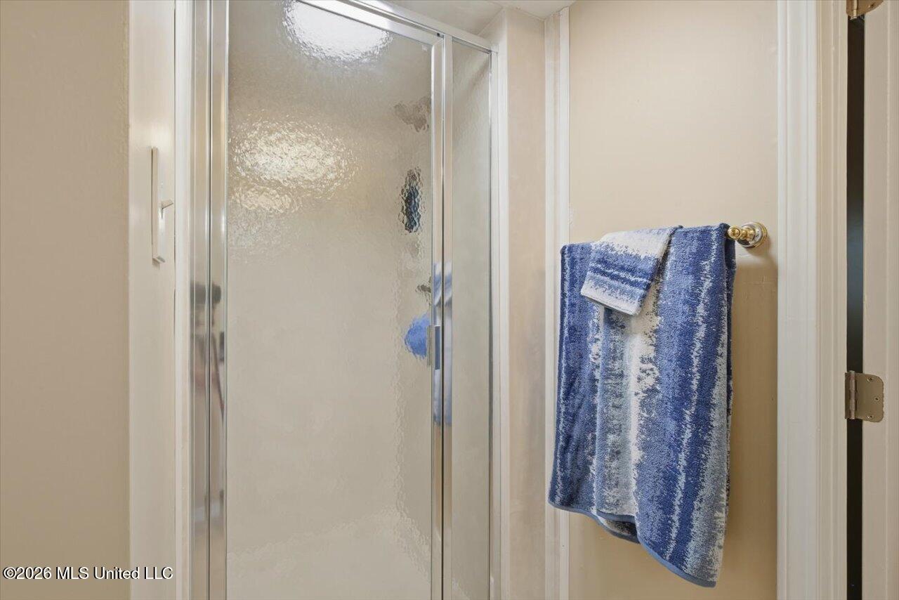 13 Montgomery Lane Property Photo 47