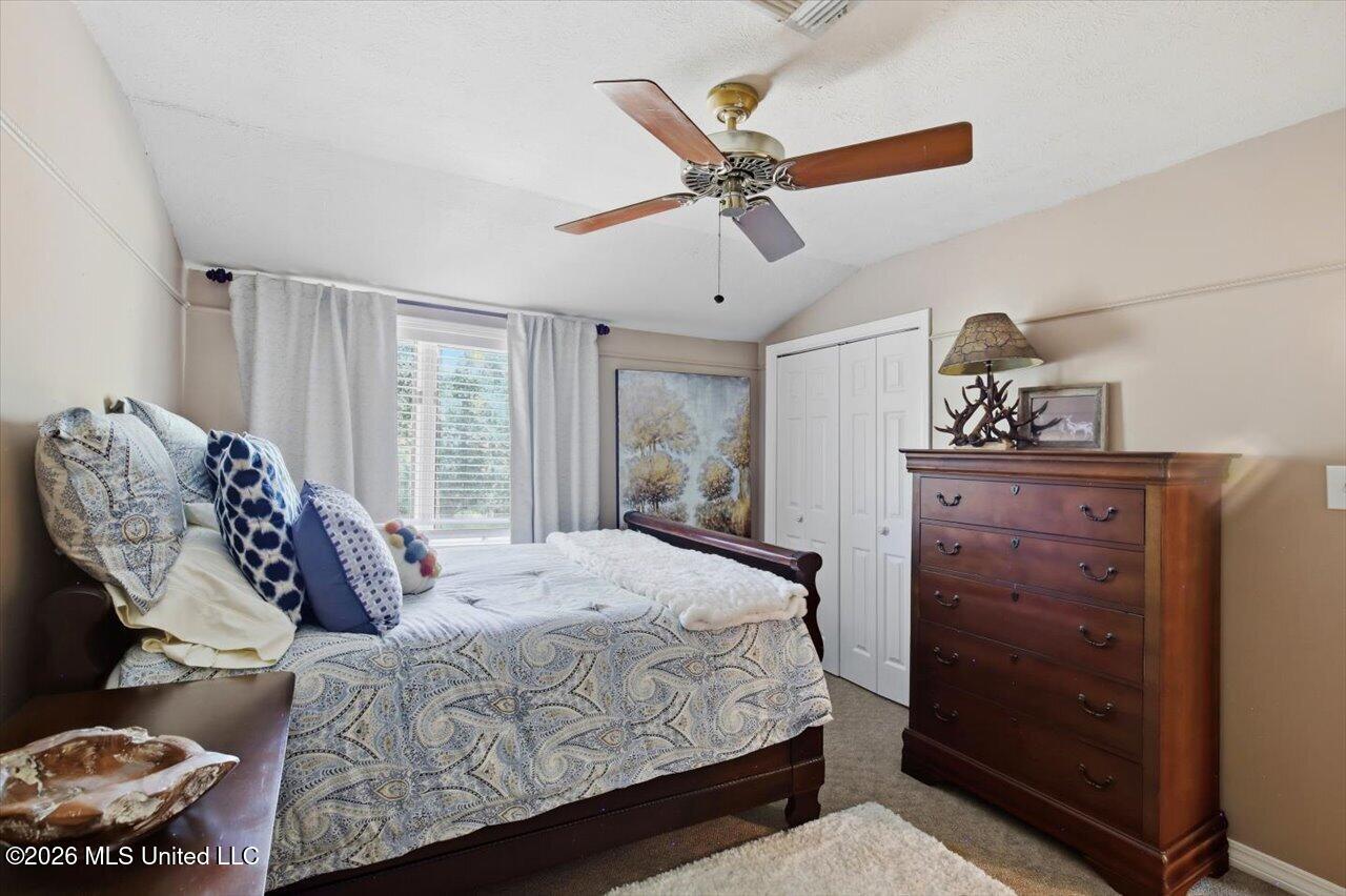 13 Montgomery Lane Property Photo 48