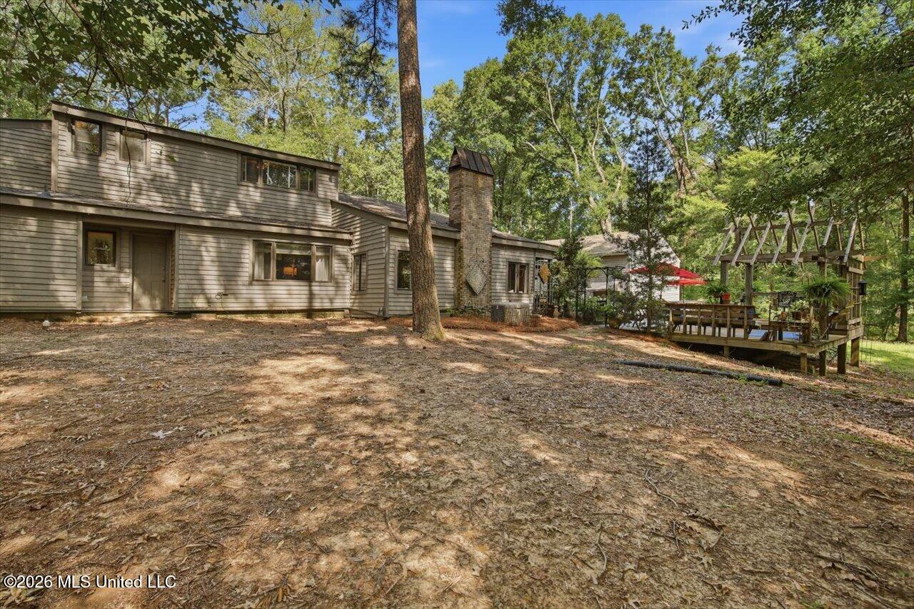 13 Montgomery Lane Property Photo 59