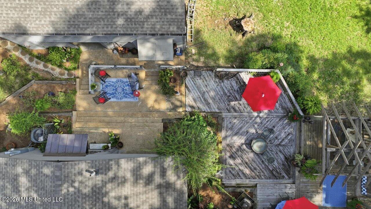 13 Montgomery Lane Property Photo 62