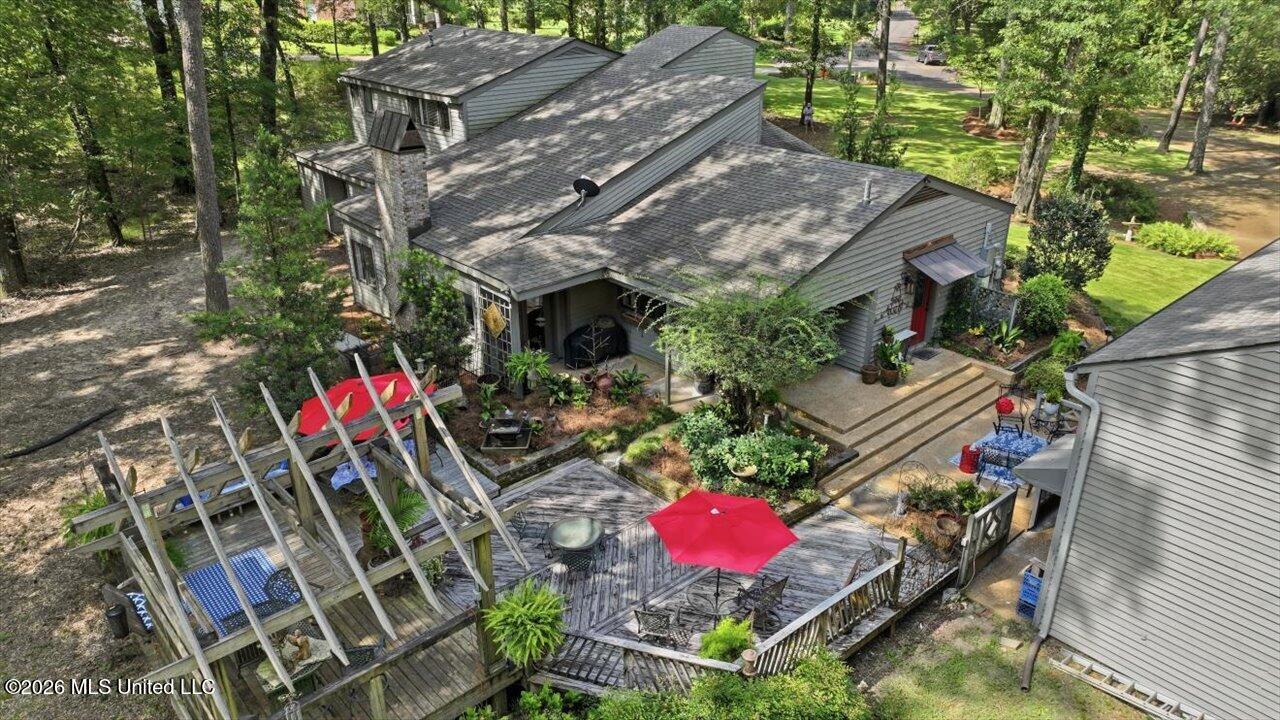 13 Montgomery Lane Property Photo 64