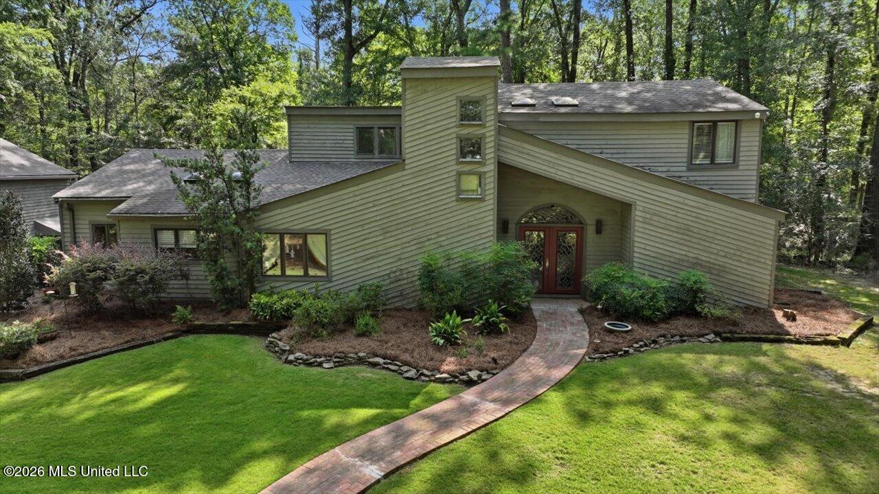 13 Montgomery Lane Property Photo 67