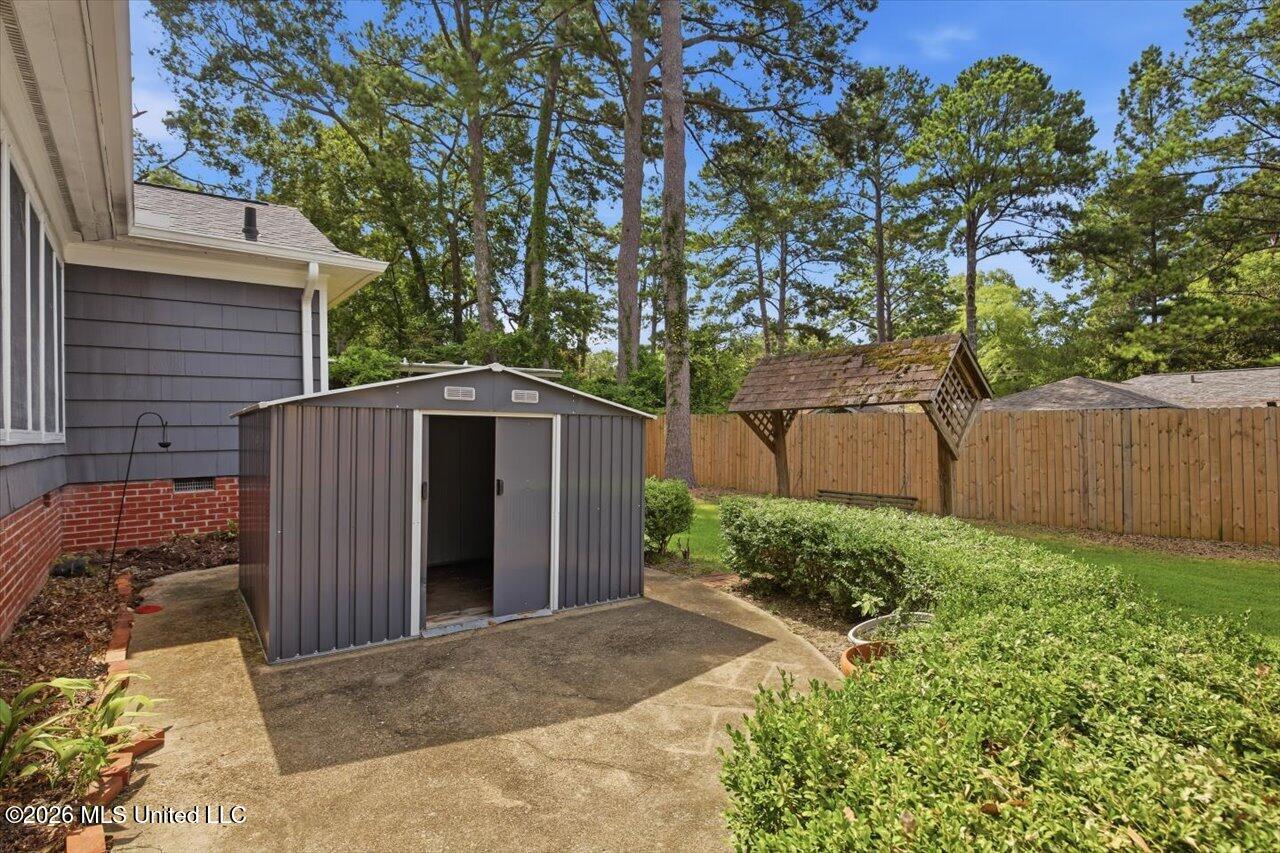 1037 Cedar Hill Drive Property Photo 32