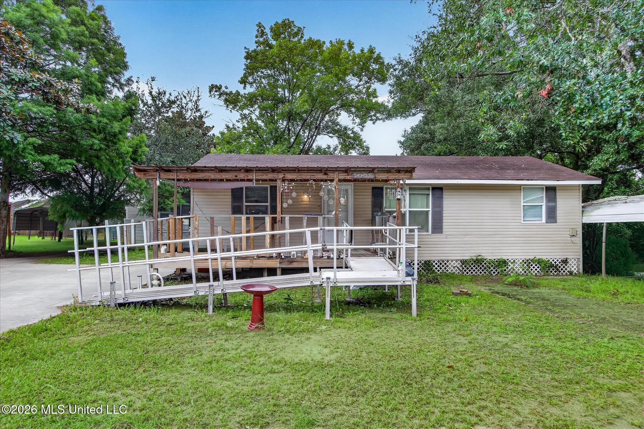 16080 Crestview Drive Property Photo 1