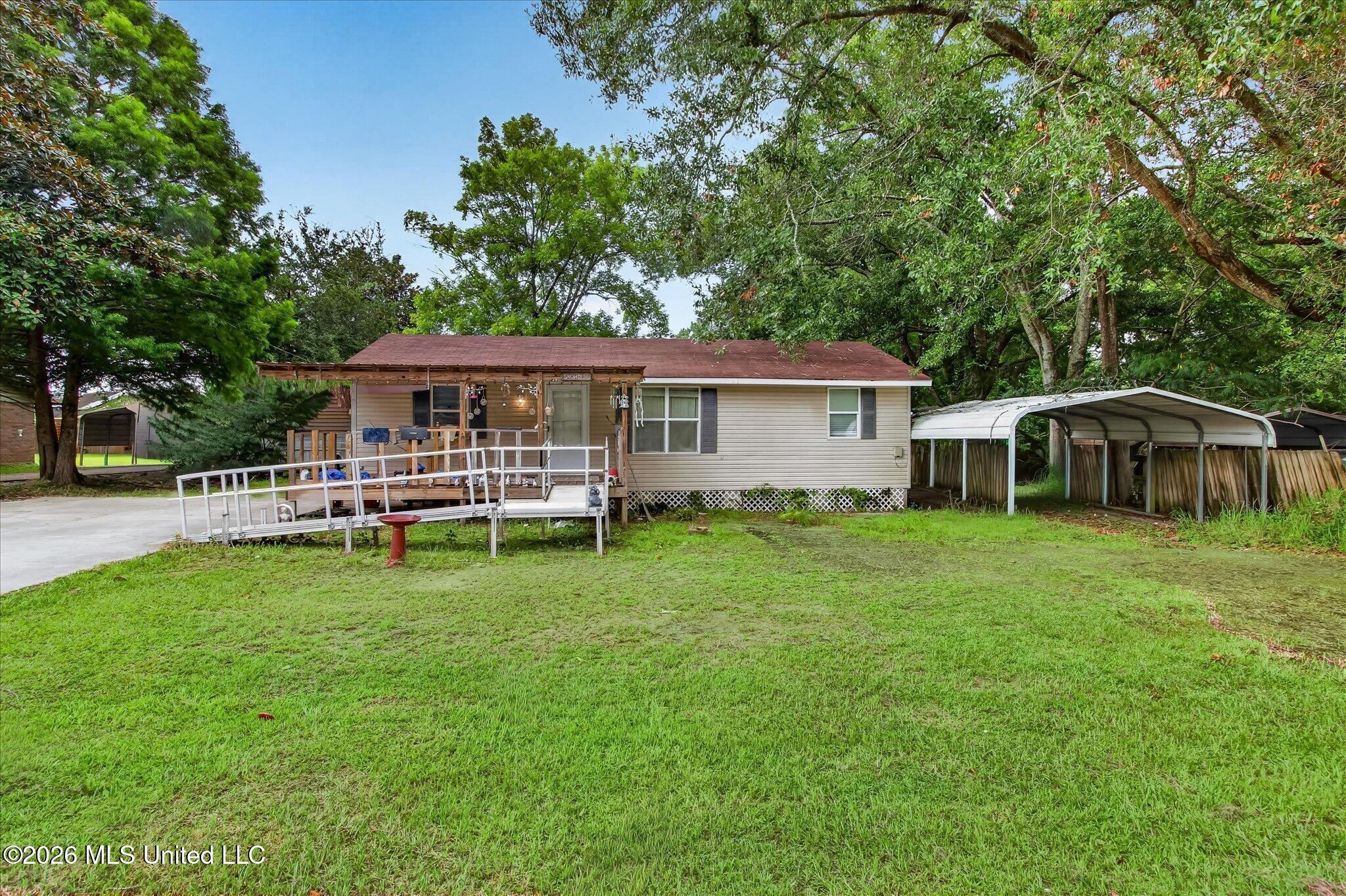 16080 Crestview Drive Property Photo 4