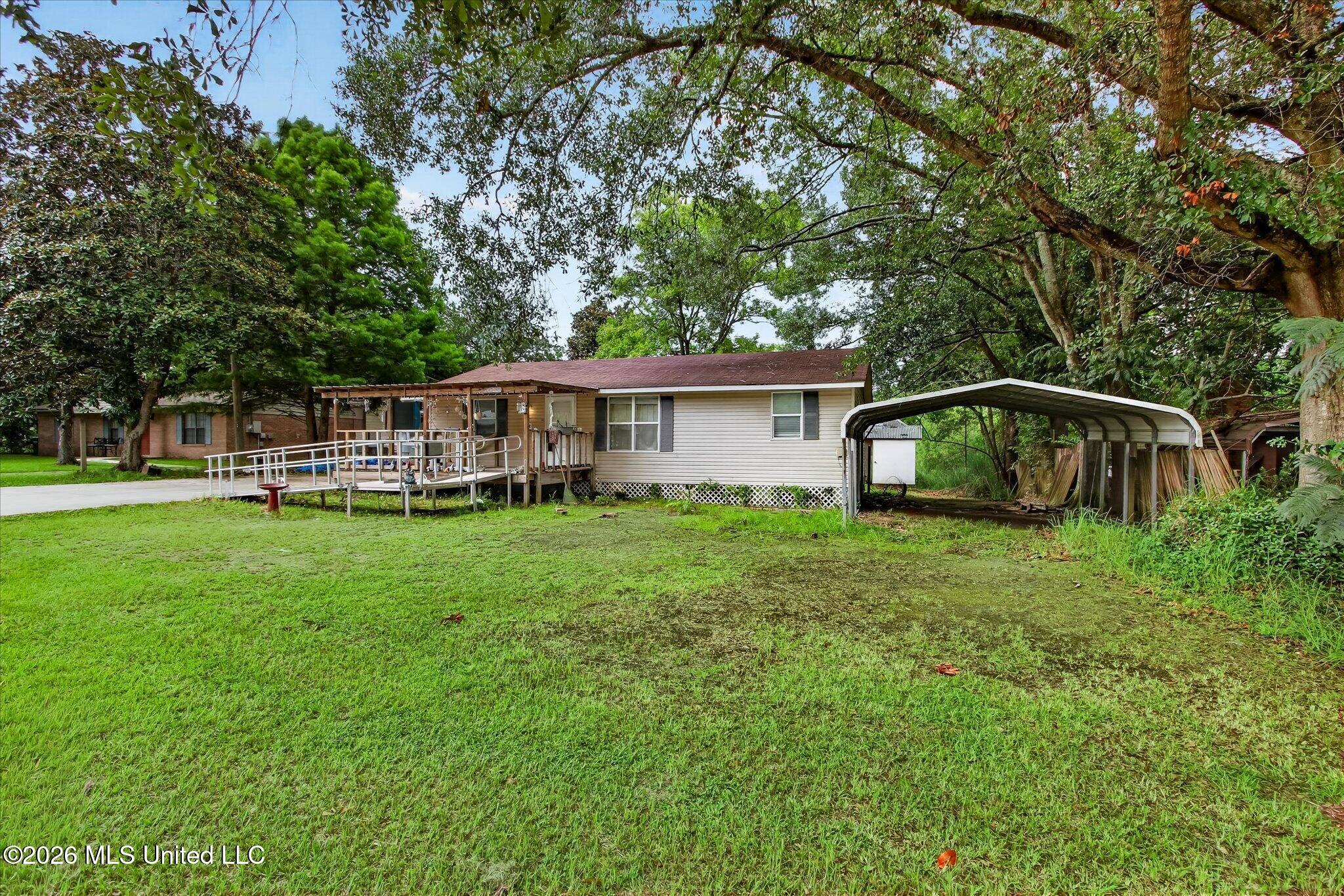 16080 Crestview Drive Property Photo 6