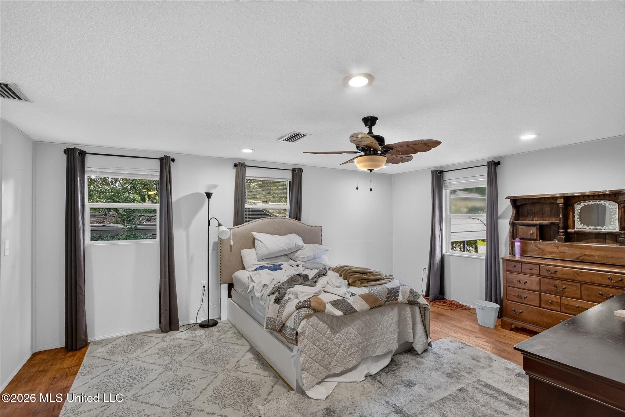 16080 Crestview Drive Property Photo 28