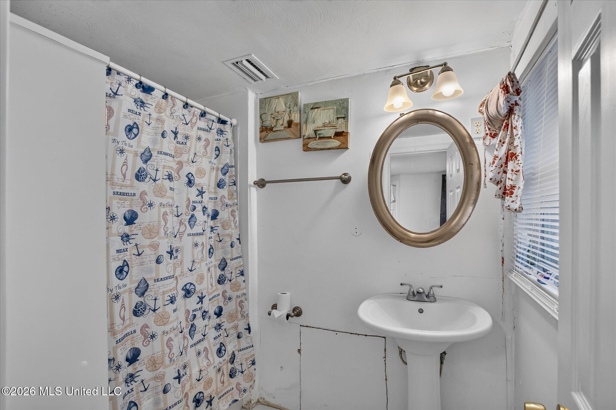 16080 Crestview Drive Property Photo 33