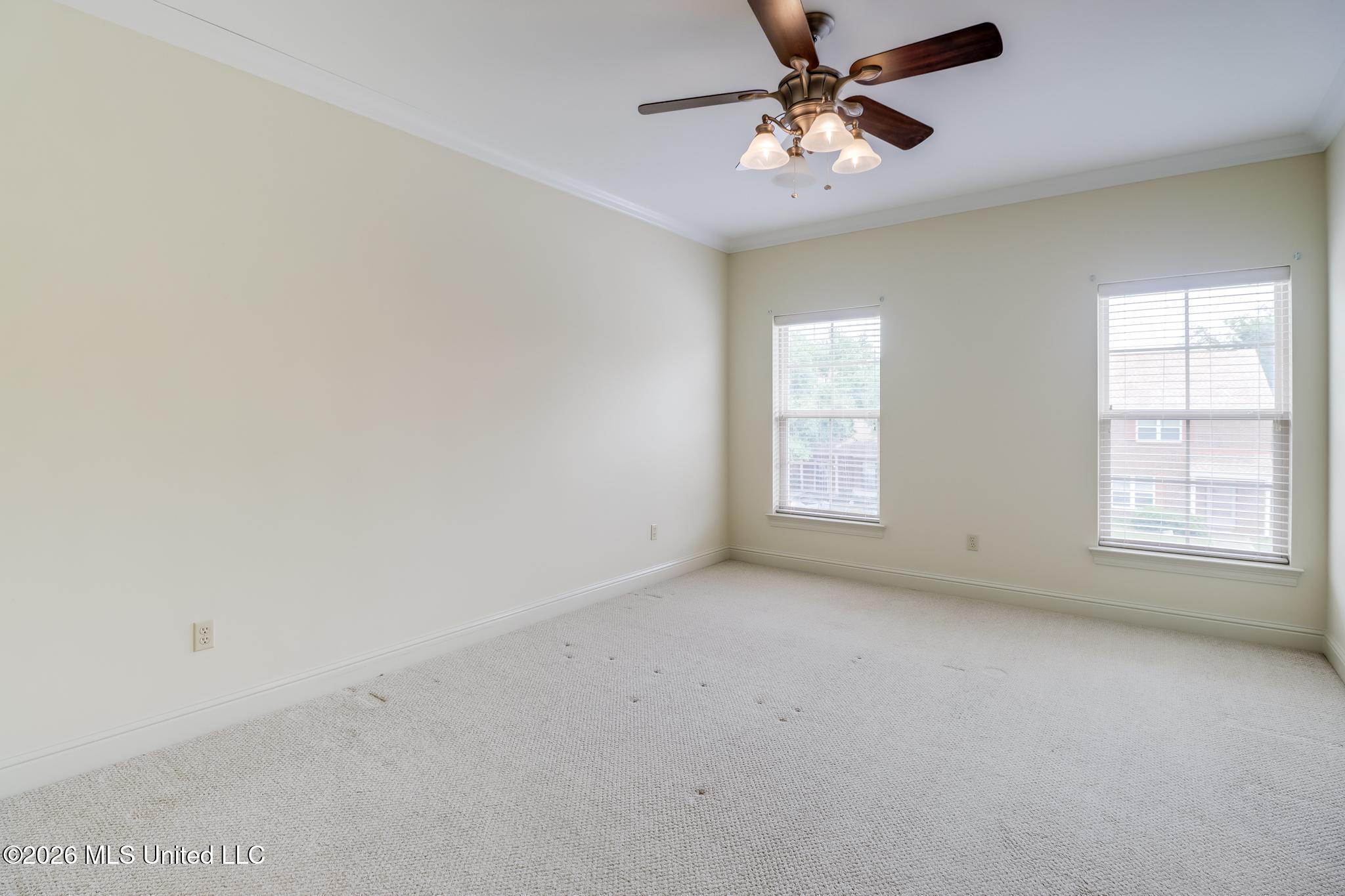 940 Jefferson Drive Property Photo 16