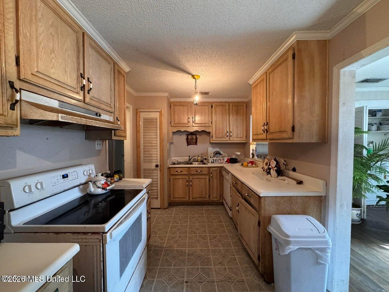2930 Dantzler Street Property Photo 13