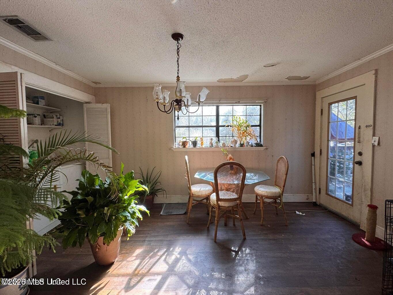 2930 Dantzler Street Property Photo 19