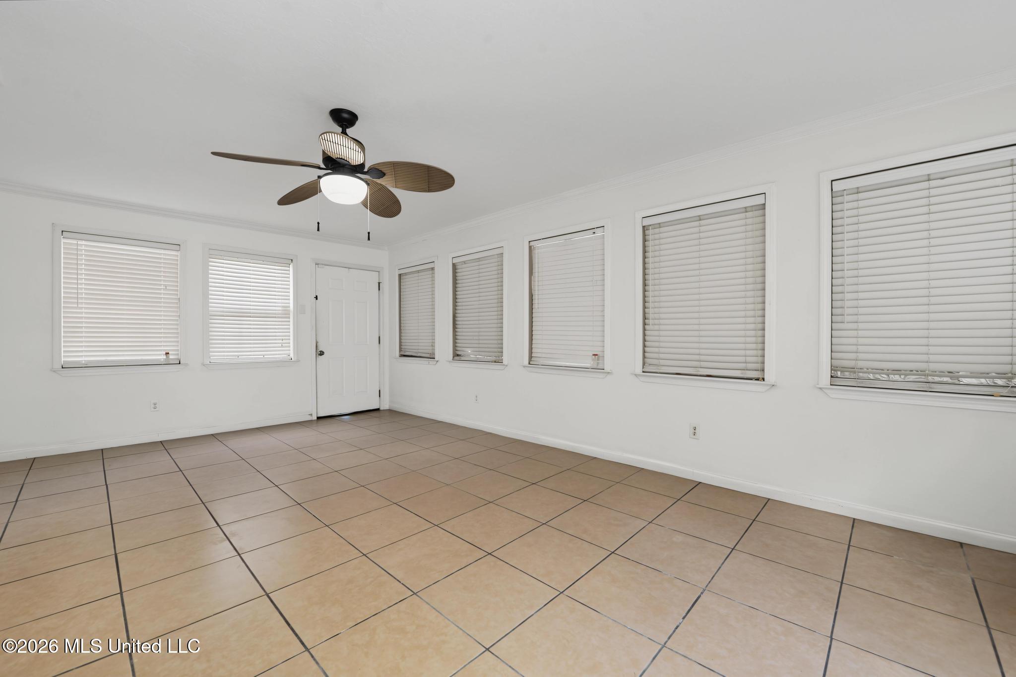 1318 Parktown Drive Property Photo 10