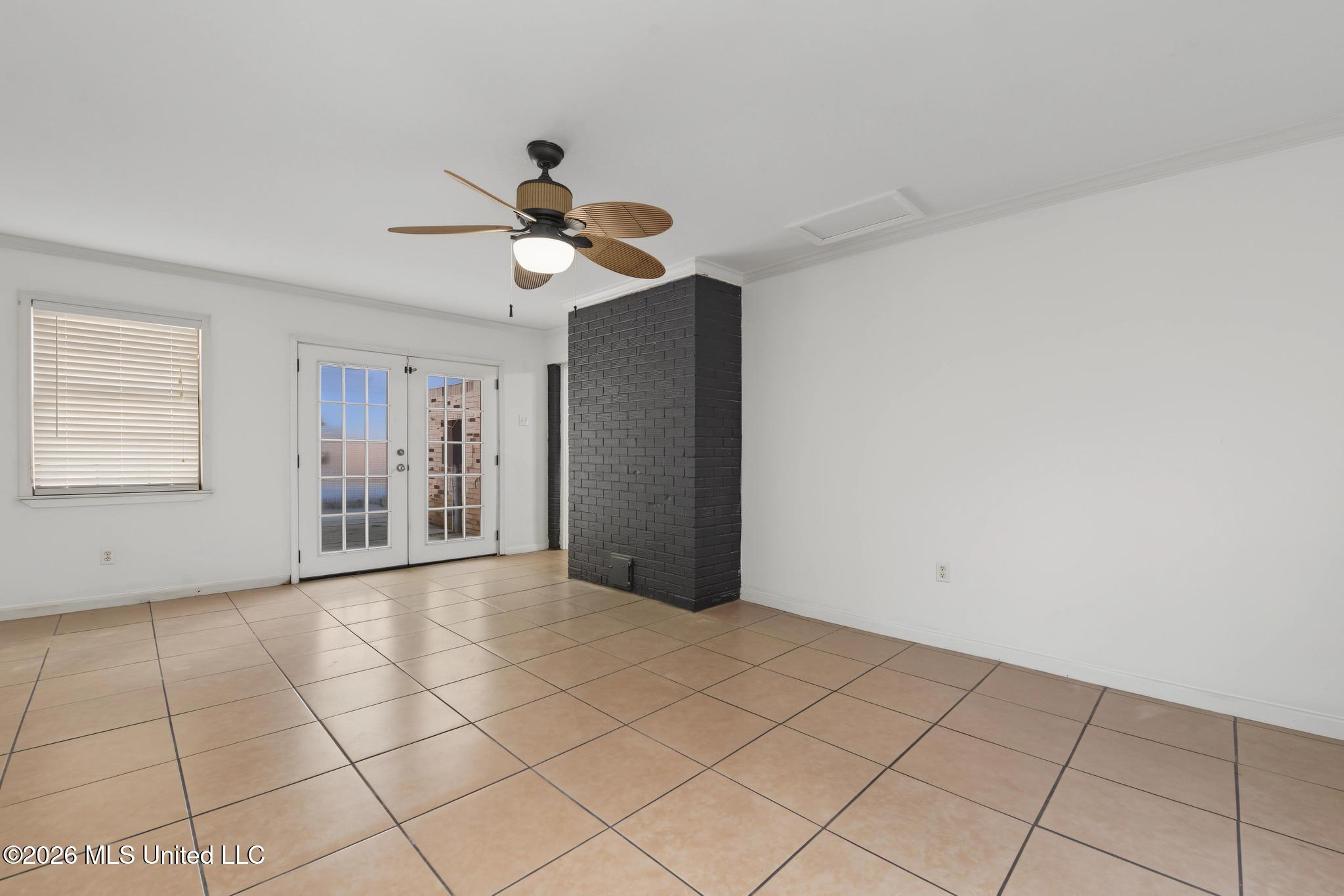 1318 Parktown Drive Property Photo 11