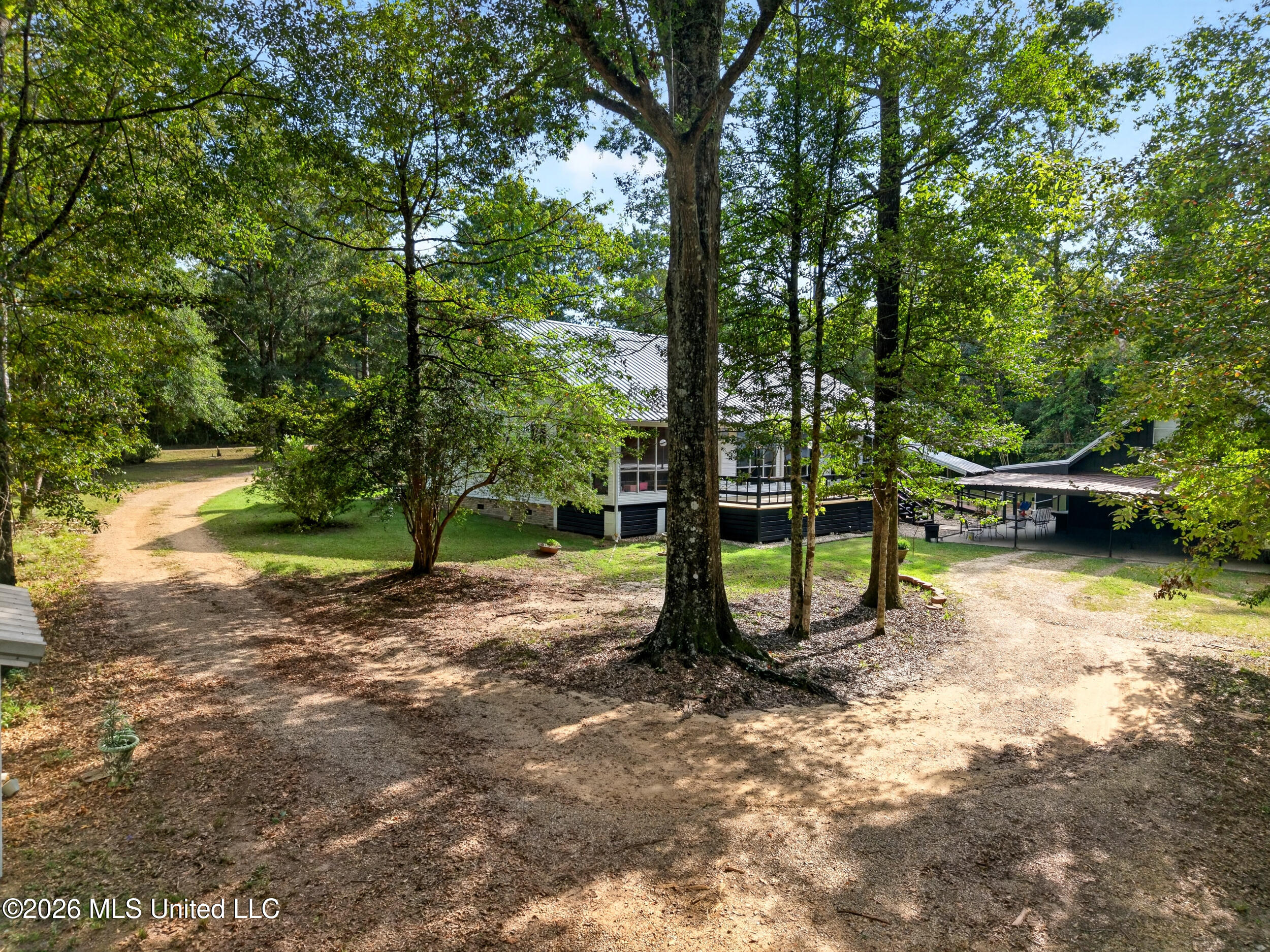 61 Pinetucky Road Property Photo 5