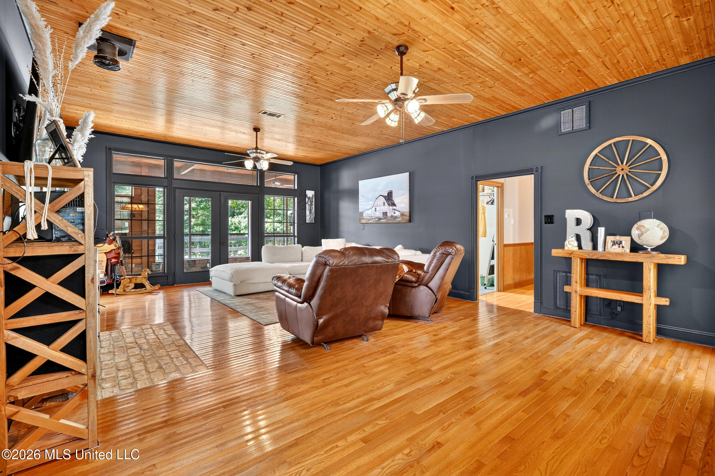 61 Pinetucky Road Property Photo 8