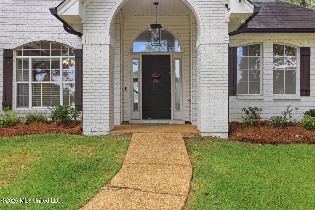346 Woodlands Drive Property Photo 4