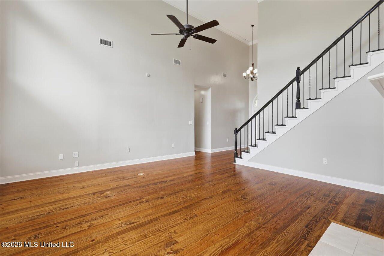 346 Woodlands Drive Property Photo 7