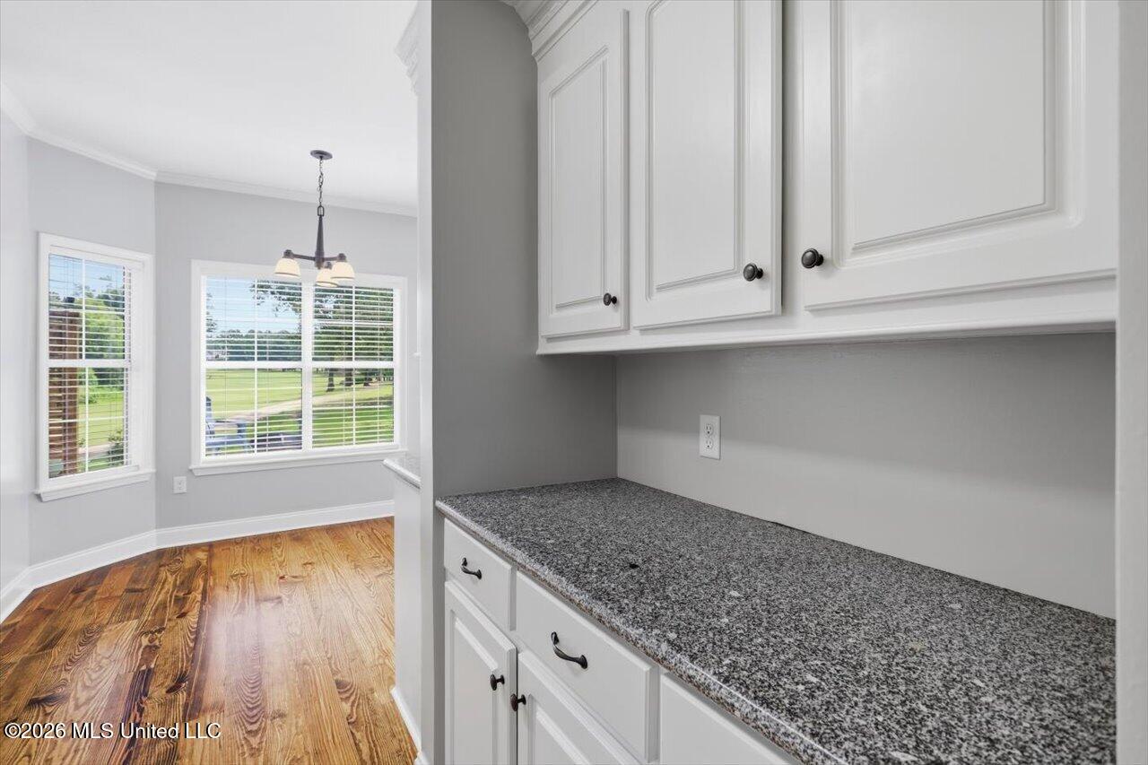 346 Woodlands Drive Property Photo 12