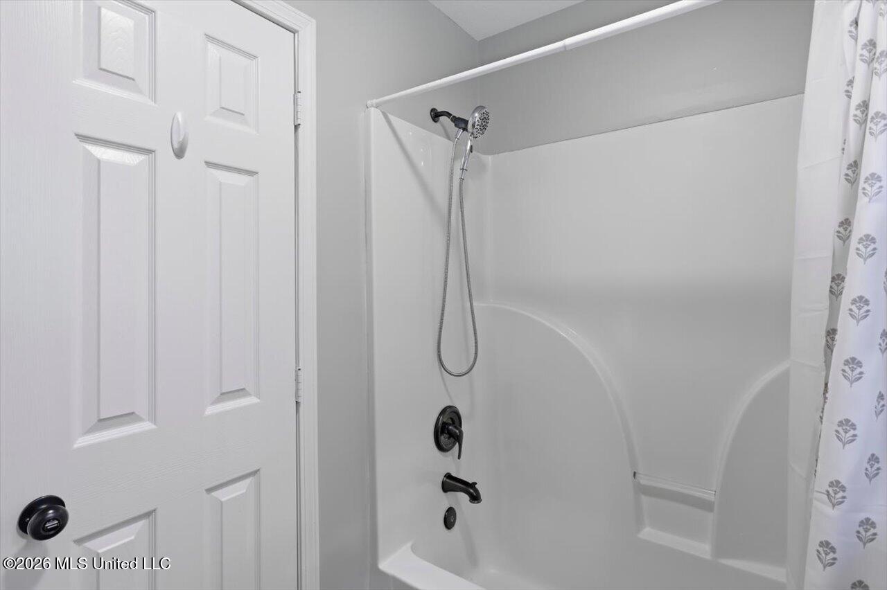 346 Woodlands Drive Property Photo 29