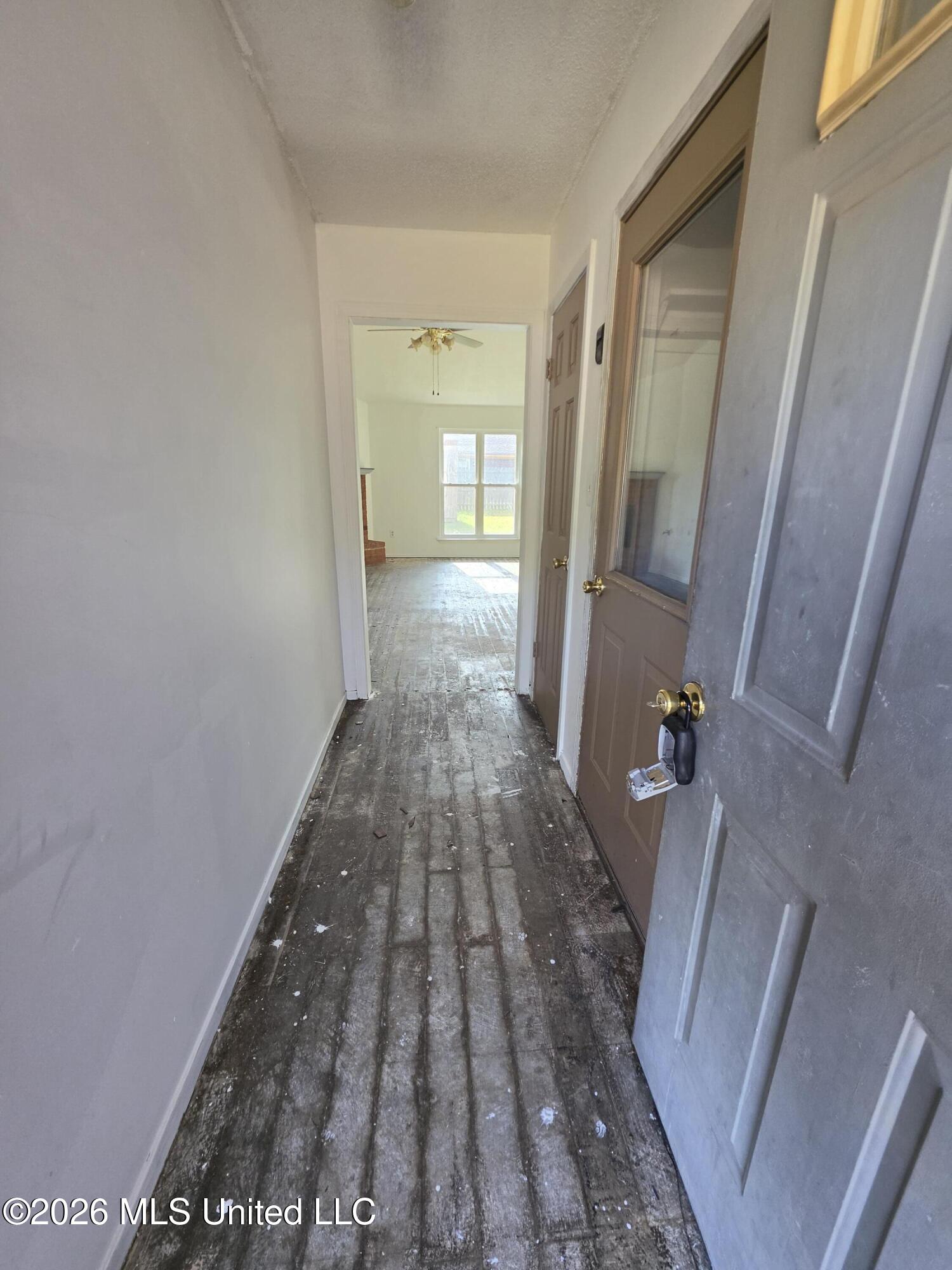 114 Apple Drive Property Photo 2