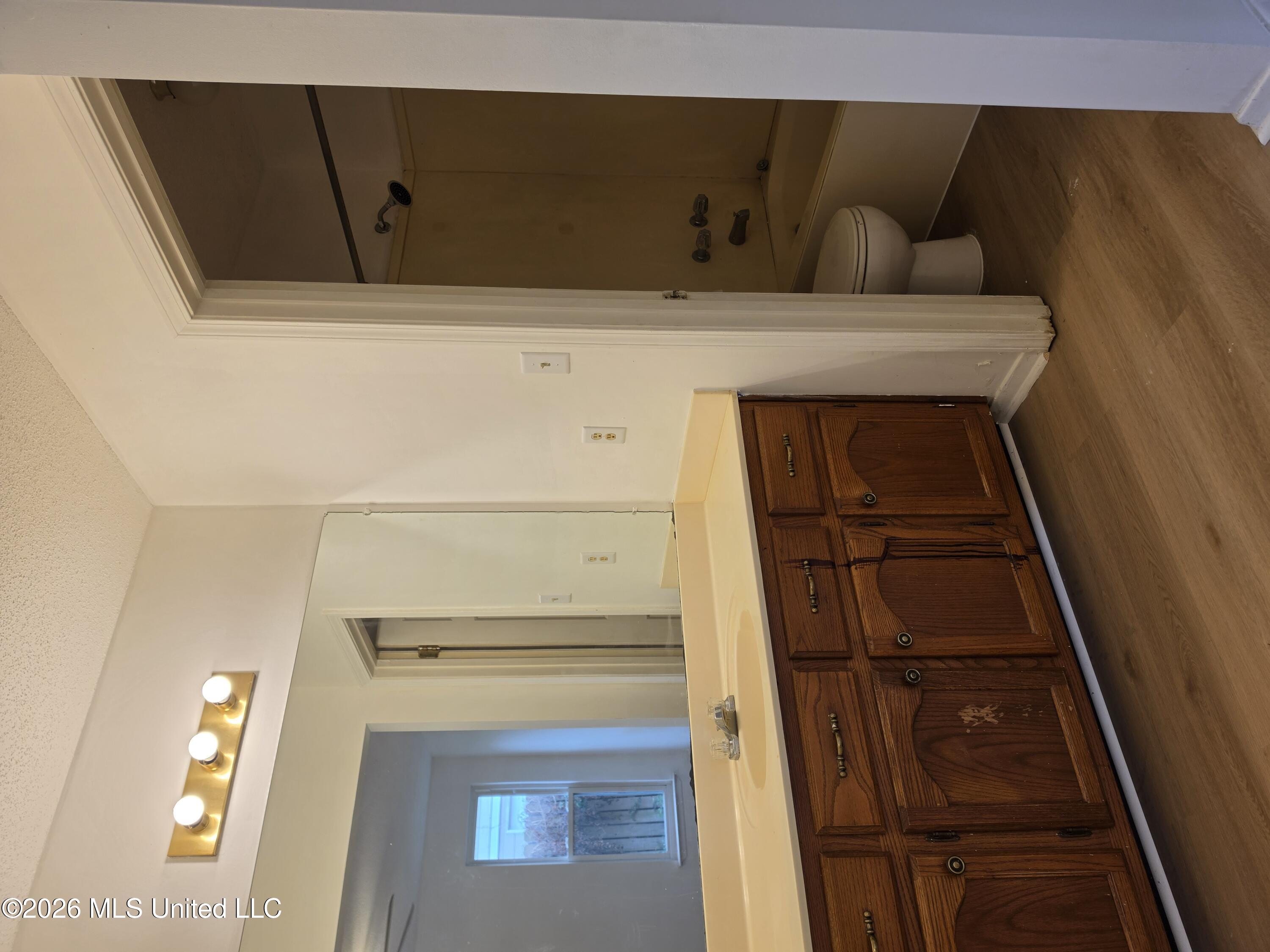 114 Apple Drive Property Photo 8