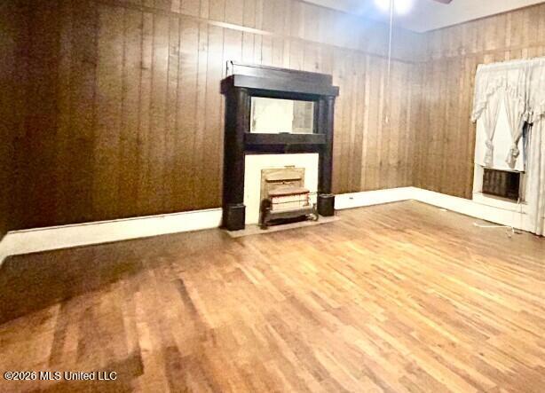 203 S Binford Avenue Property Photo 16