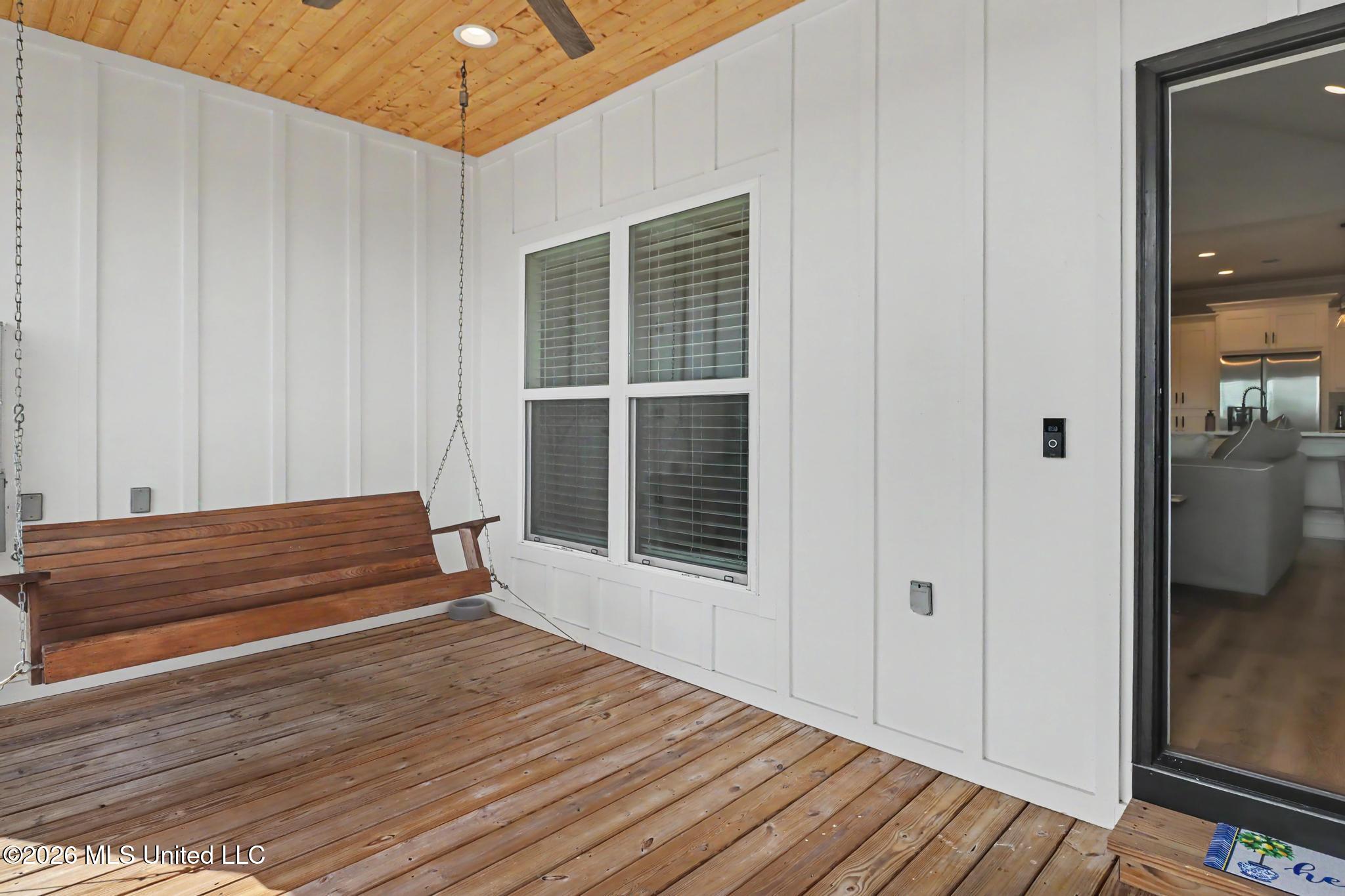 4059 Robin Street Property Photo 5