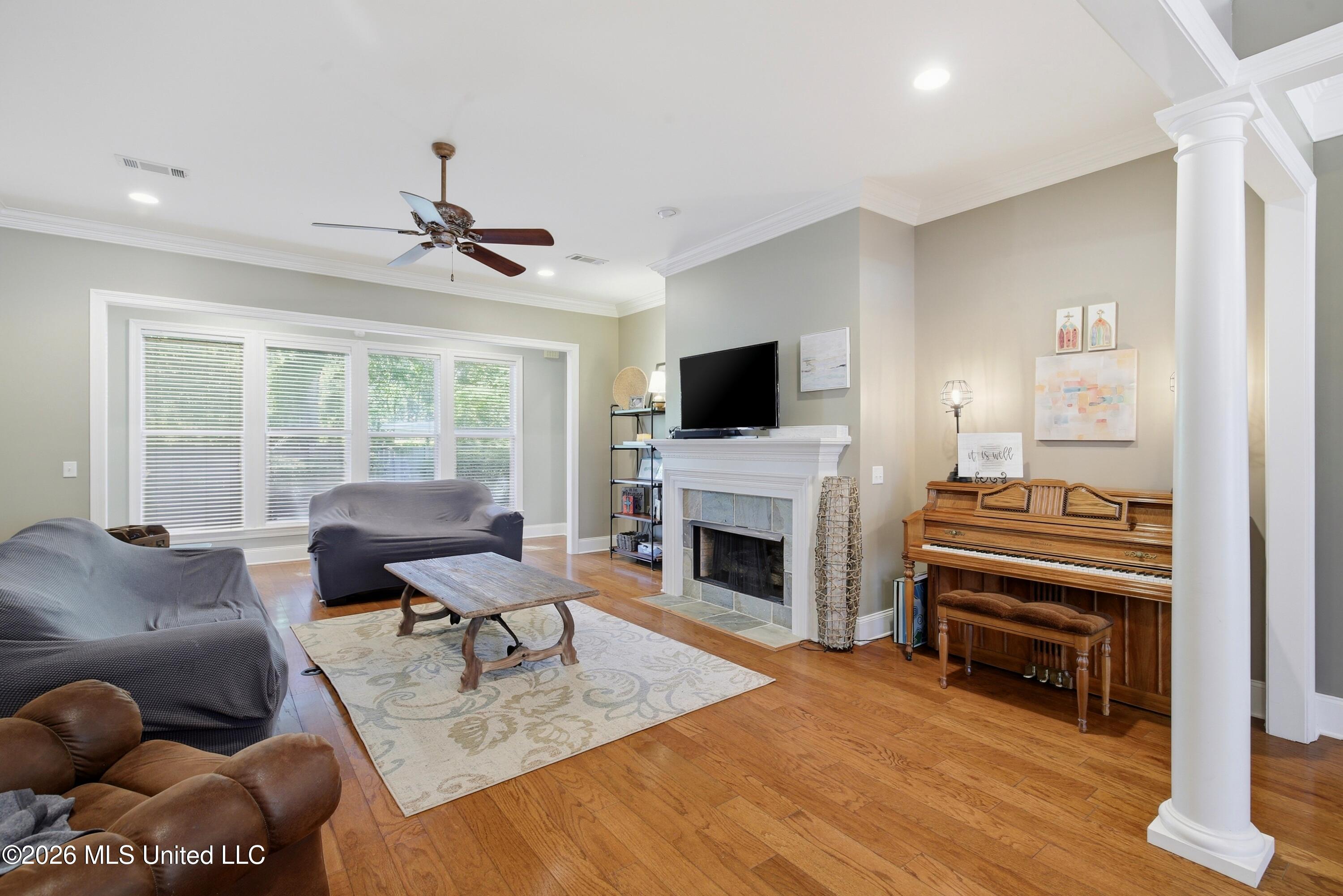 4610 Maurey Road Property Photo 7
