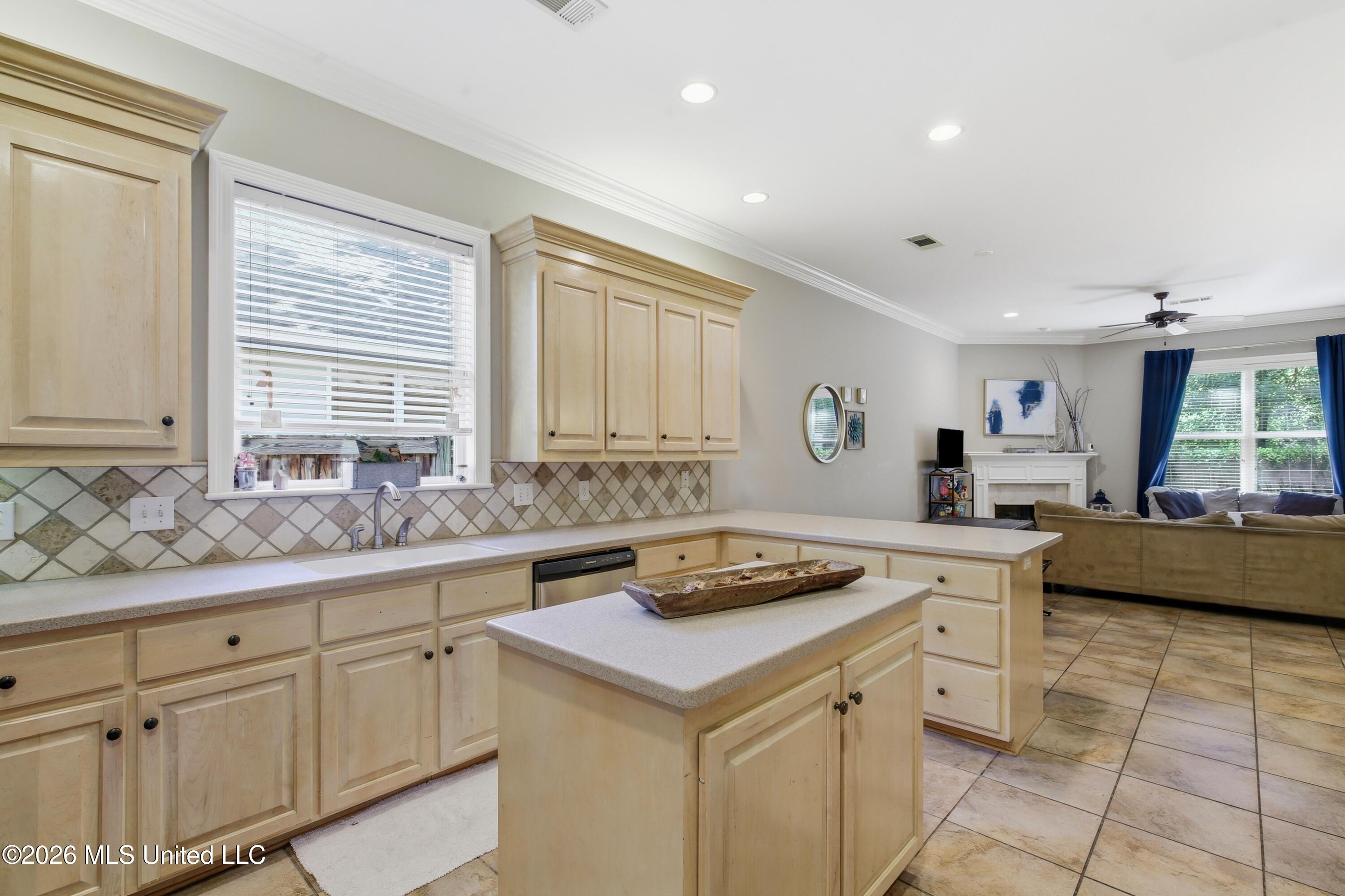 4610 Maurey Road Property Photo 9
