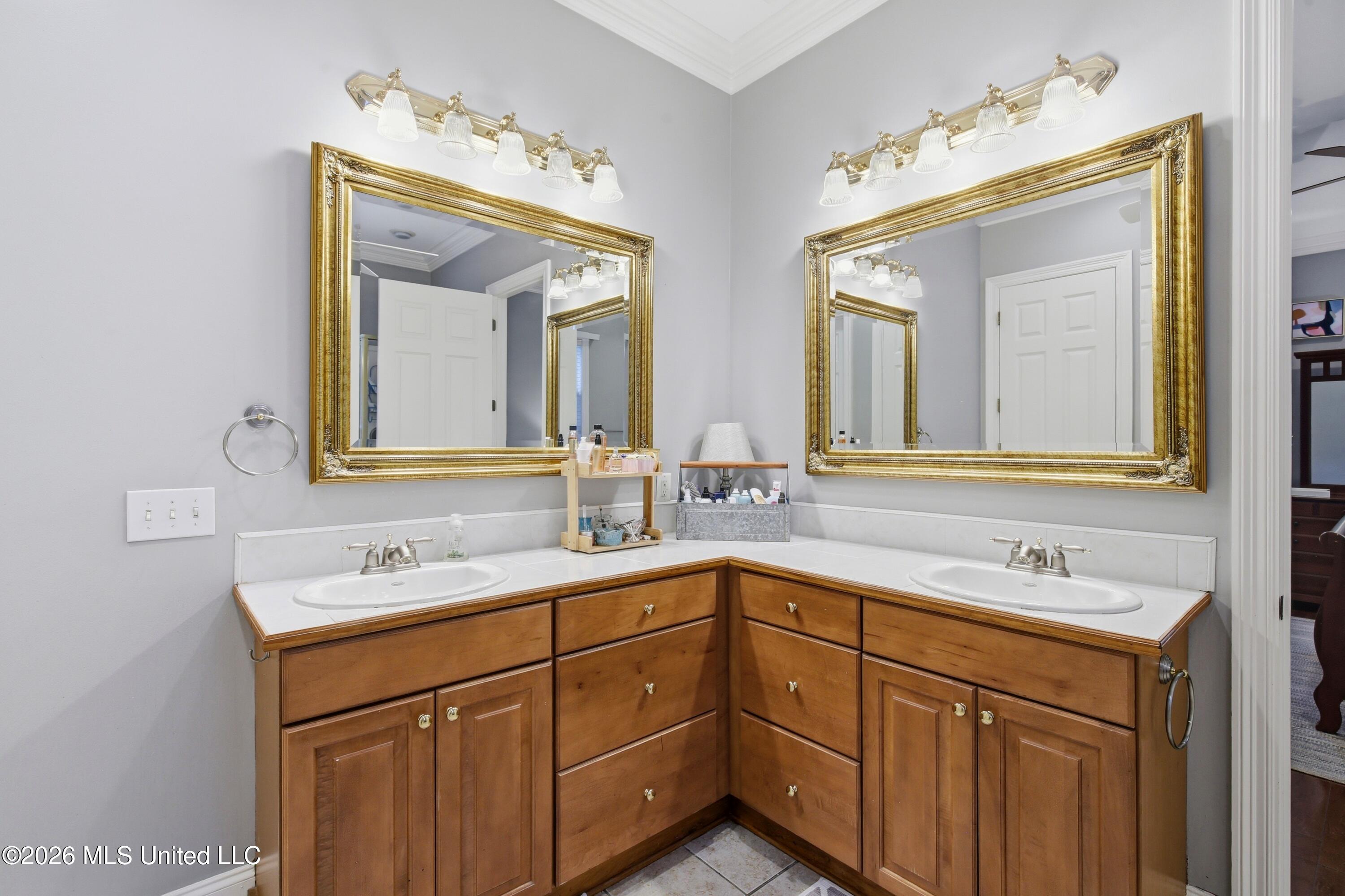 4610 Maurey Road Property Photo 17