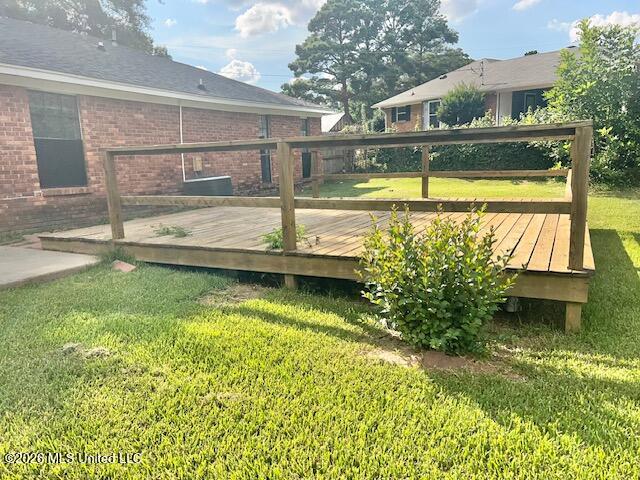310 Longmeadow Drive Property Photo 4