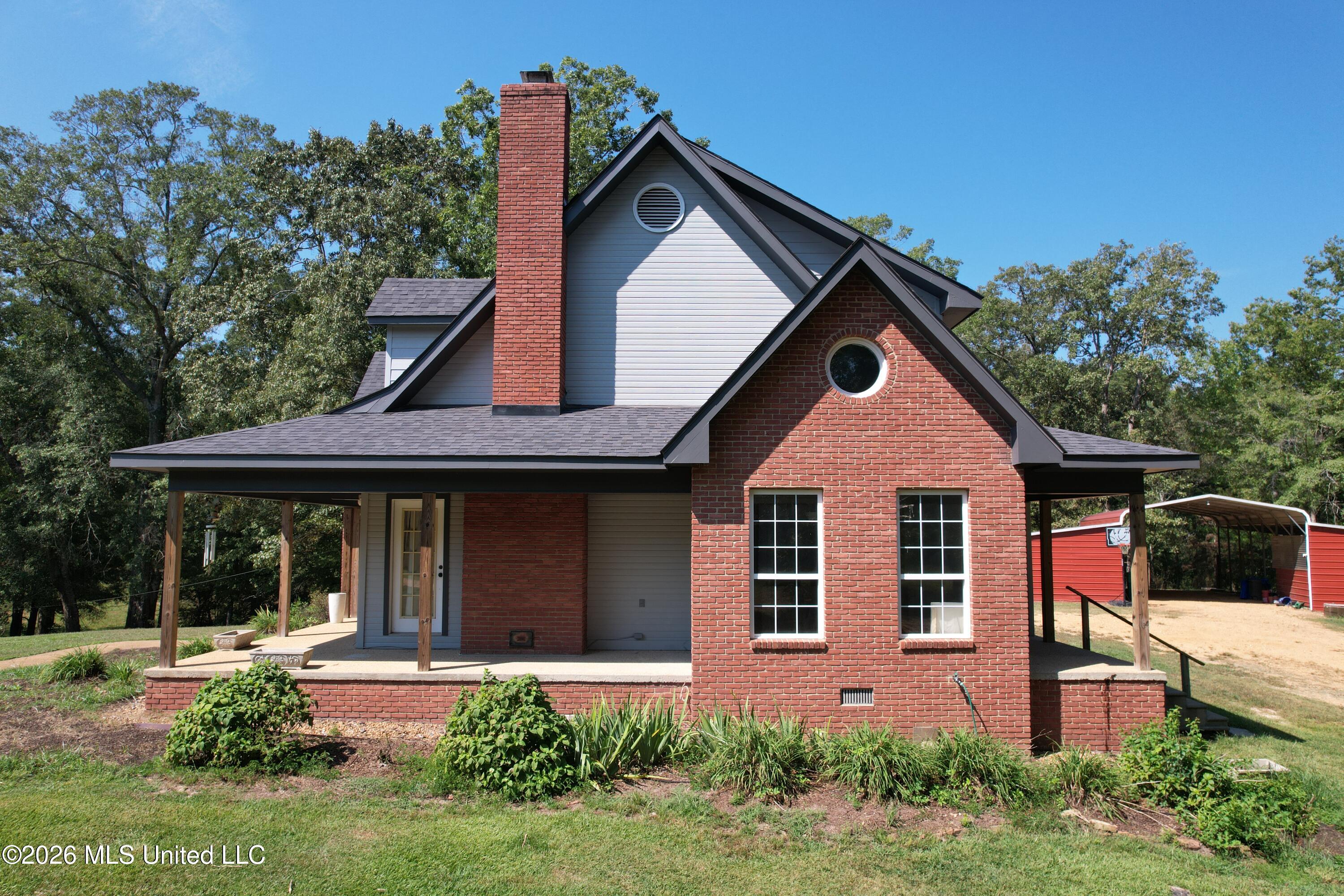 2543 Se Warren Road Property Photo 4