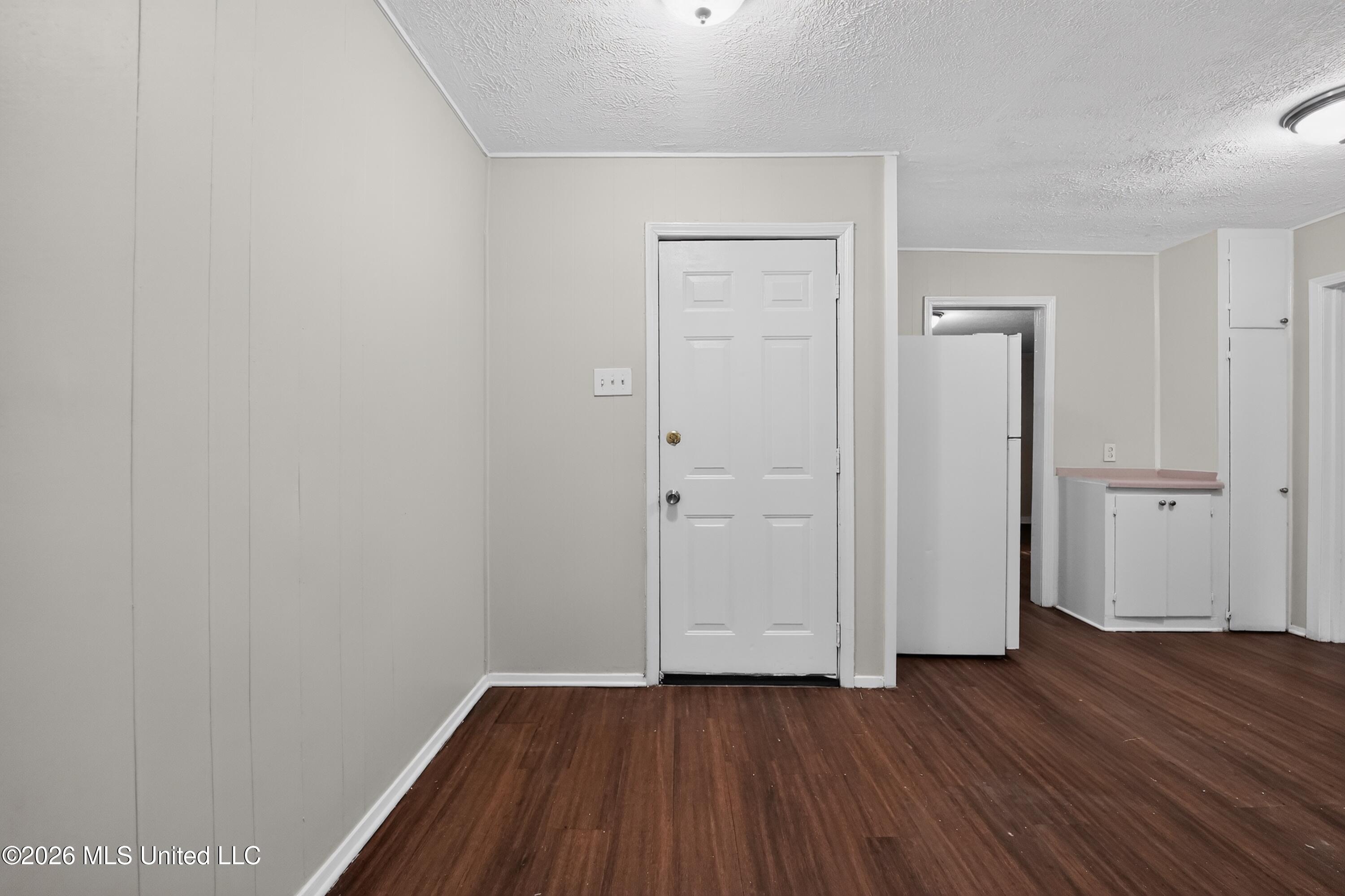 428 Northside Circle Property Photo 8