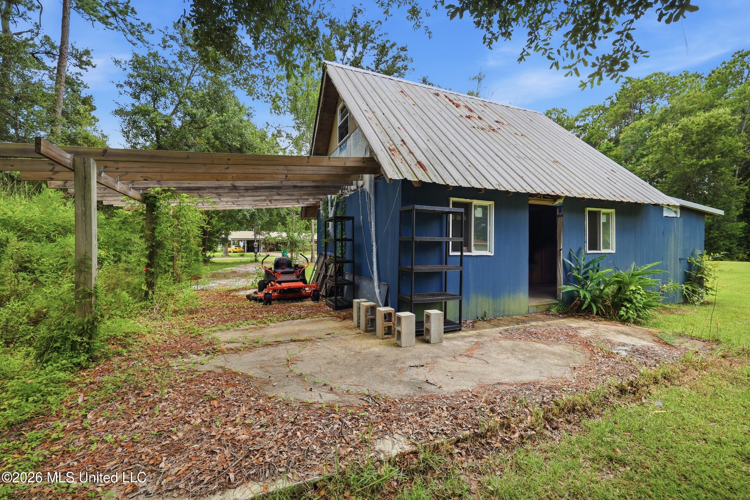 8801 Dixie Street Property Photo 47