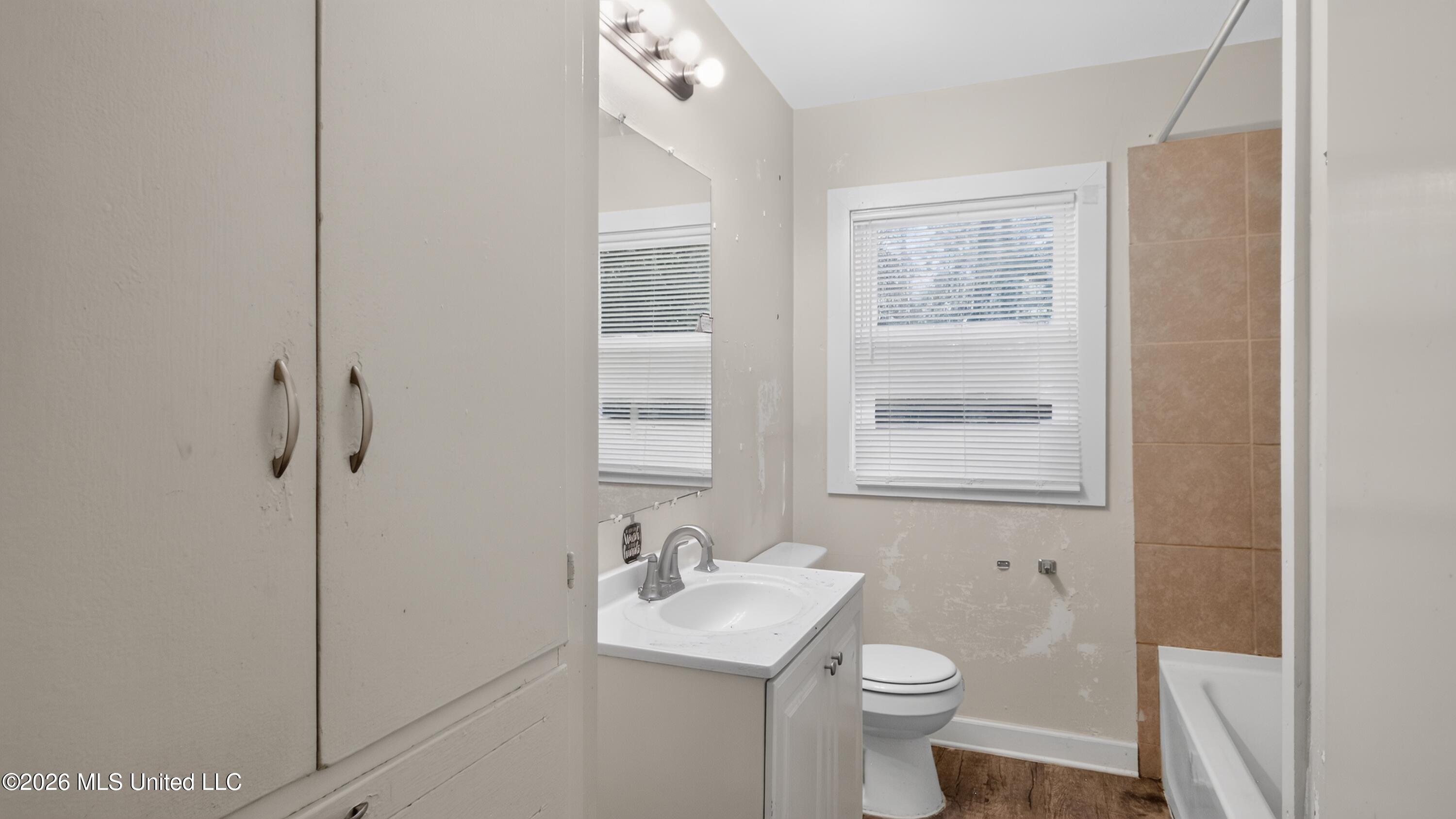 120 Wacker Drive Property Photo 13