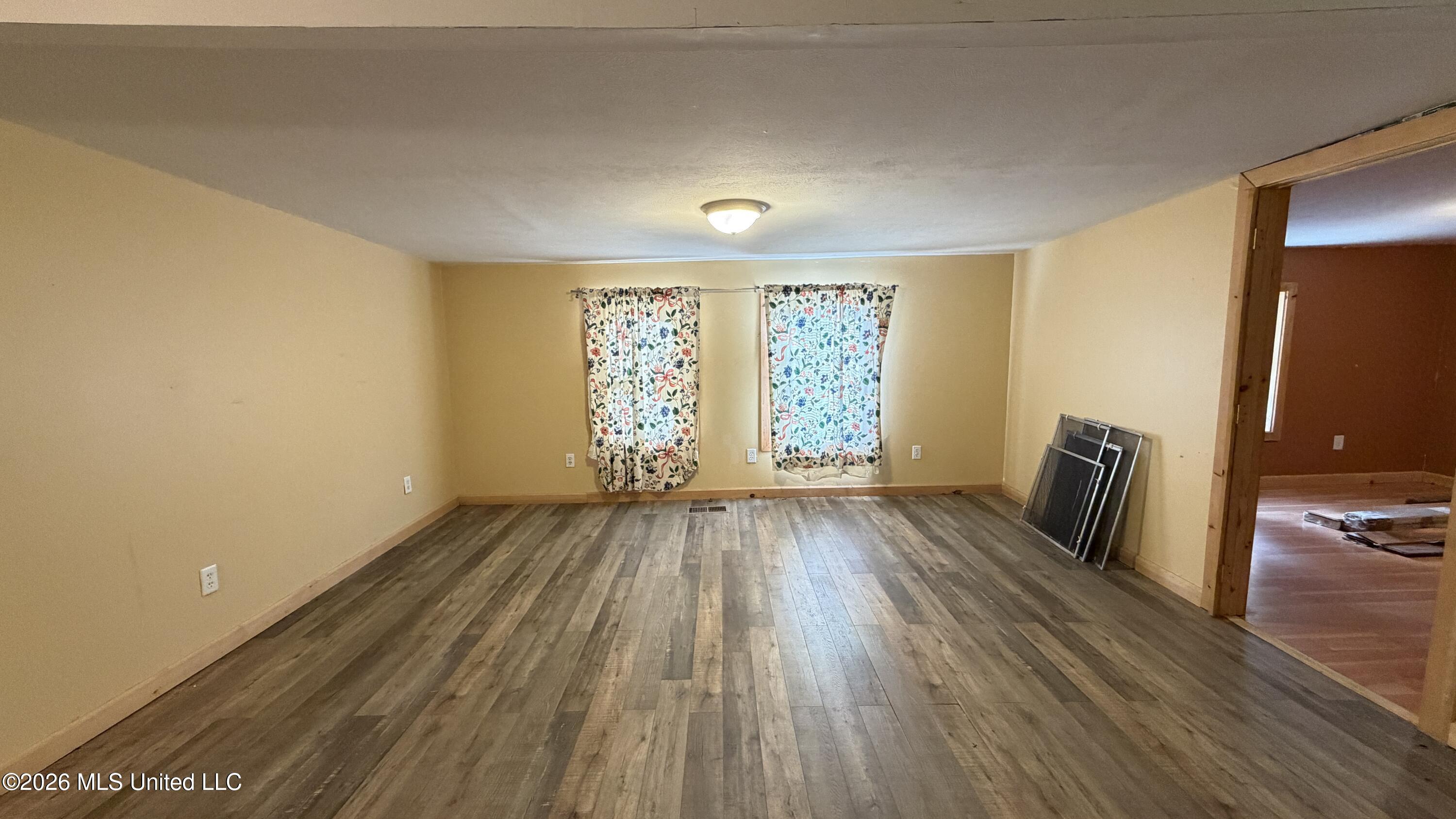 123 Sunny Lane Property Photo 11