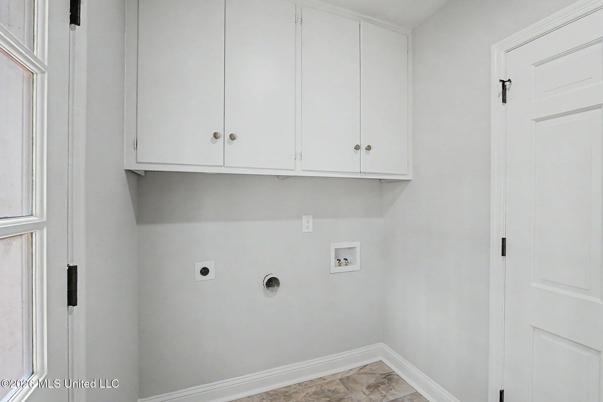 304 Cahill Street Property Photo 32