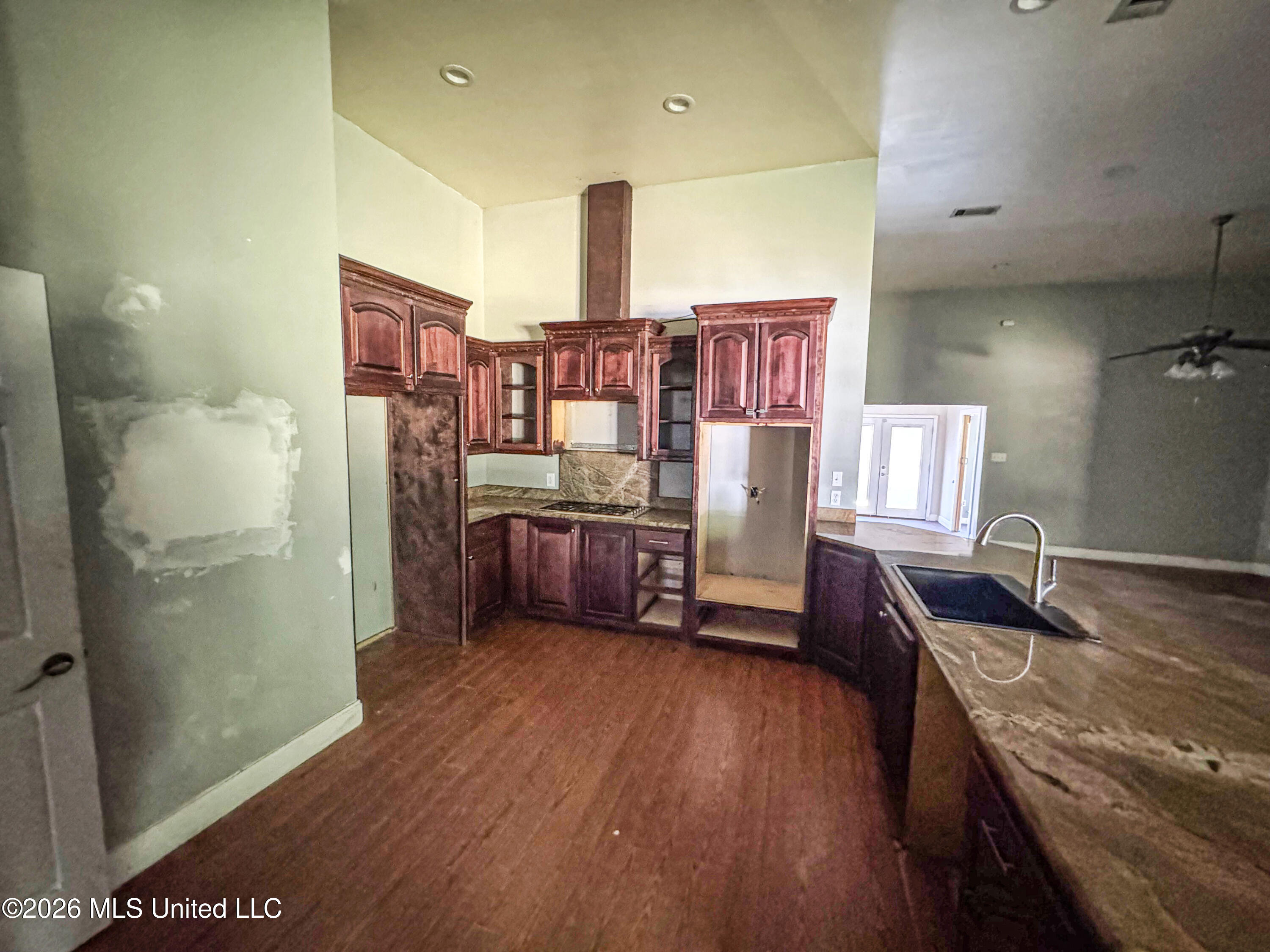 2552 Mcclendon Road Property Photo 14