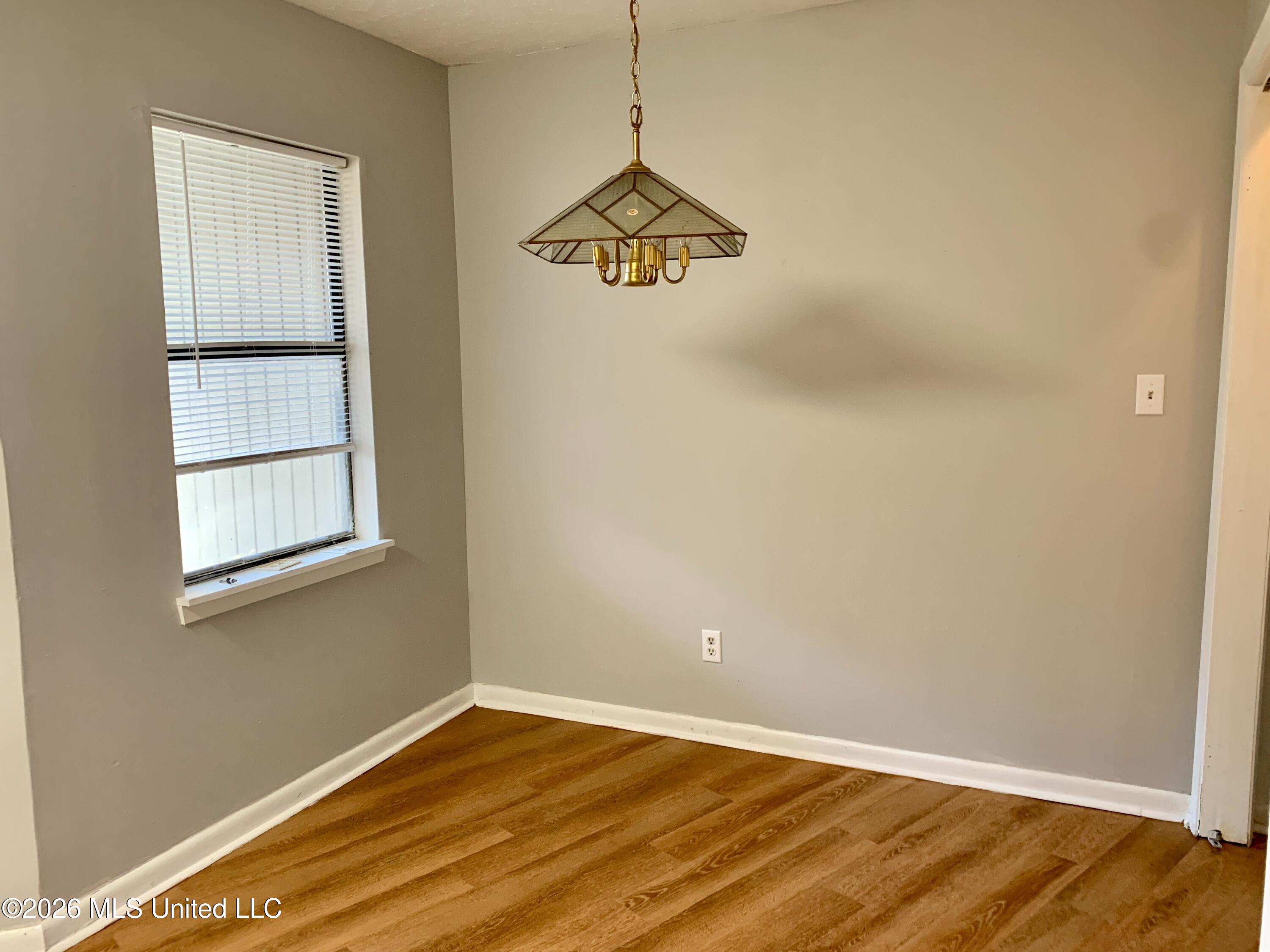 5743&5745 Horton Avenue Property Photo 23