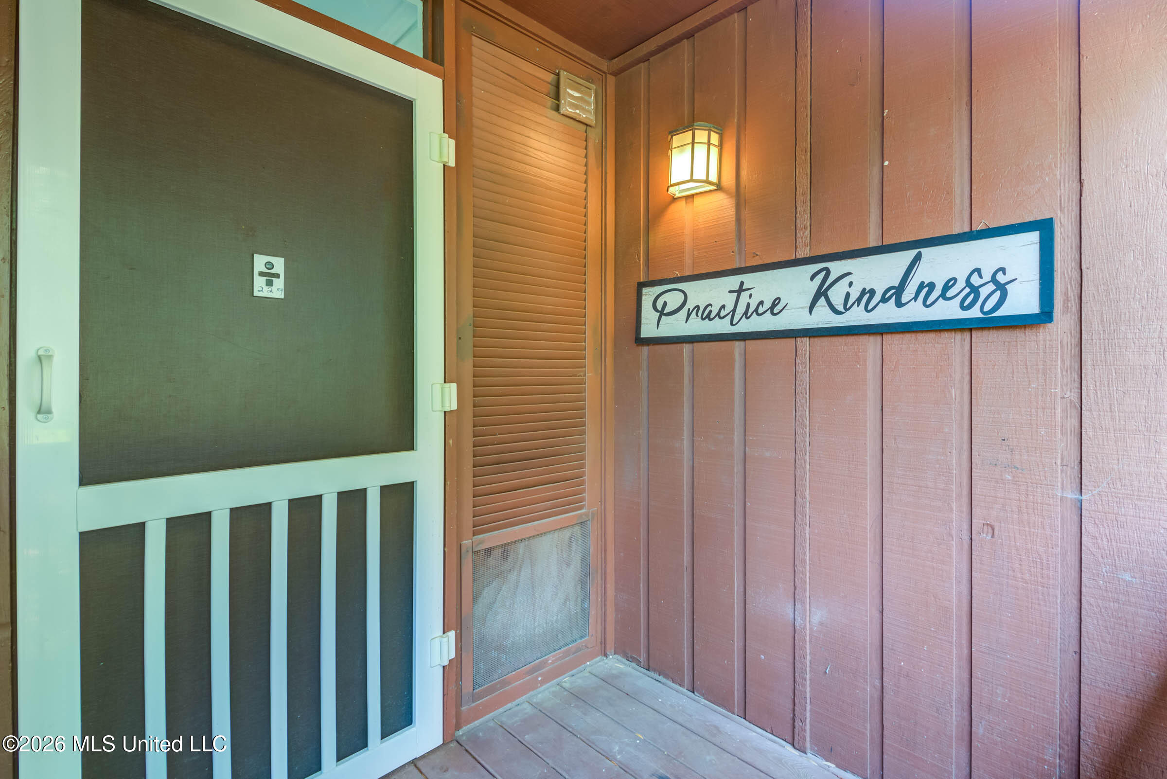 229 Lakeside Villa Property Photo 6