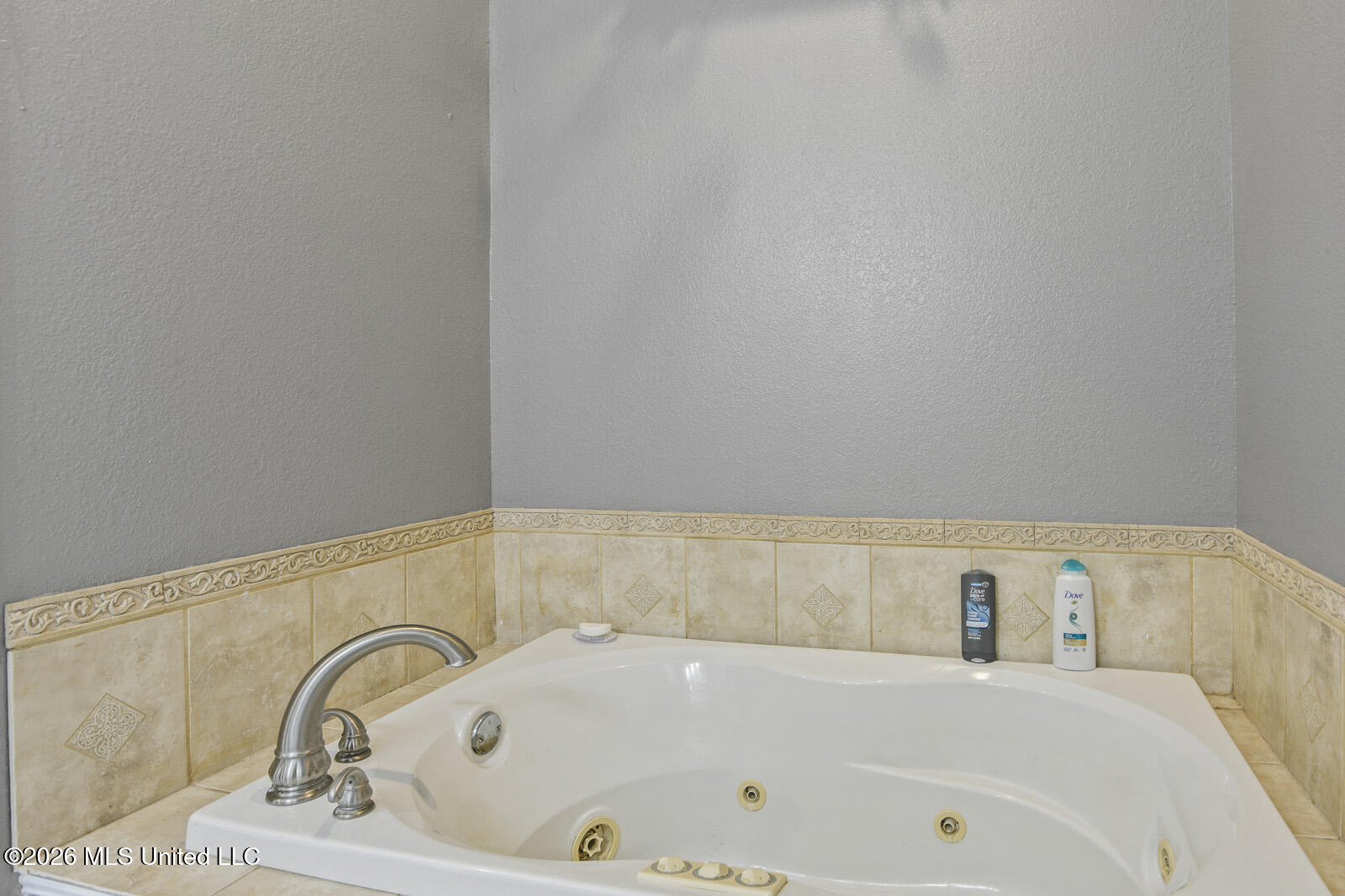 9170 Henry Shubert Road Property Photo 10