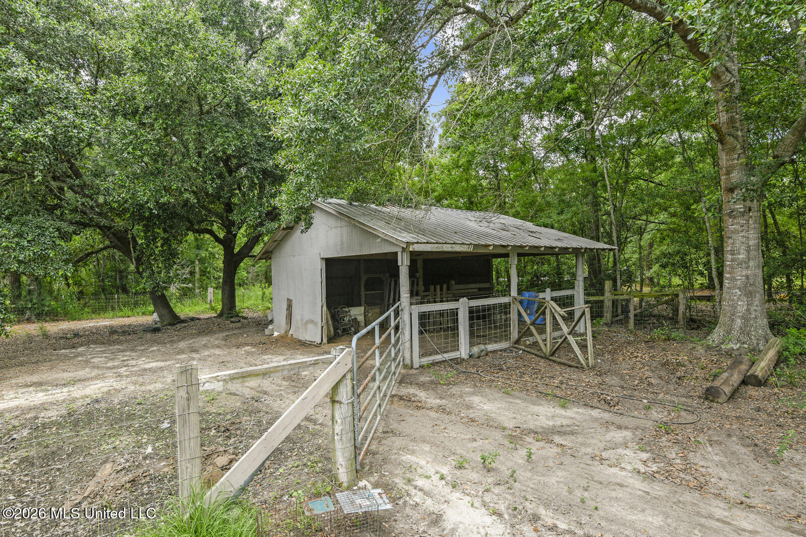 9170 Henry Shubert Road Property Photo 20