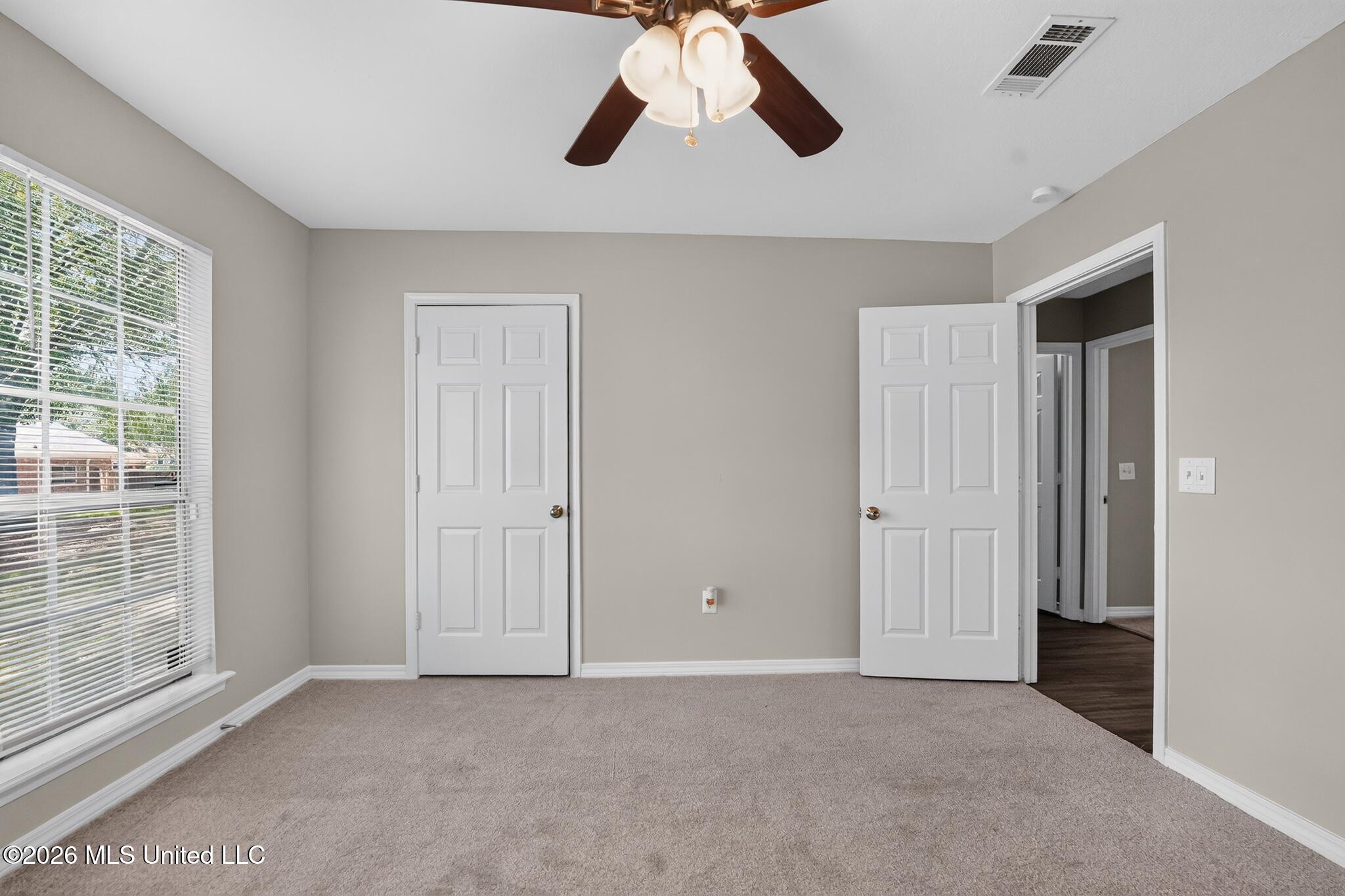 816 Strawberry Pointe Property Photo 9