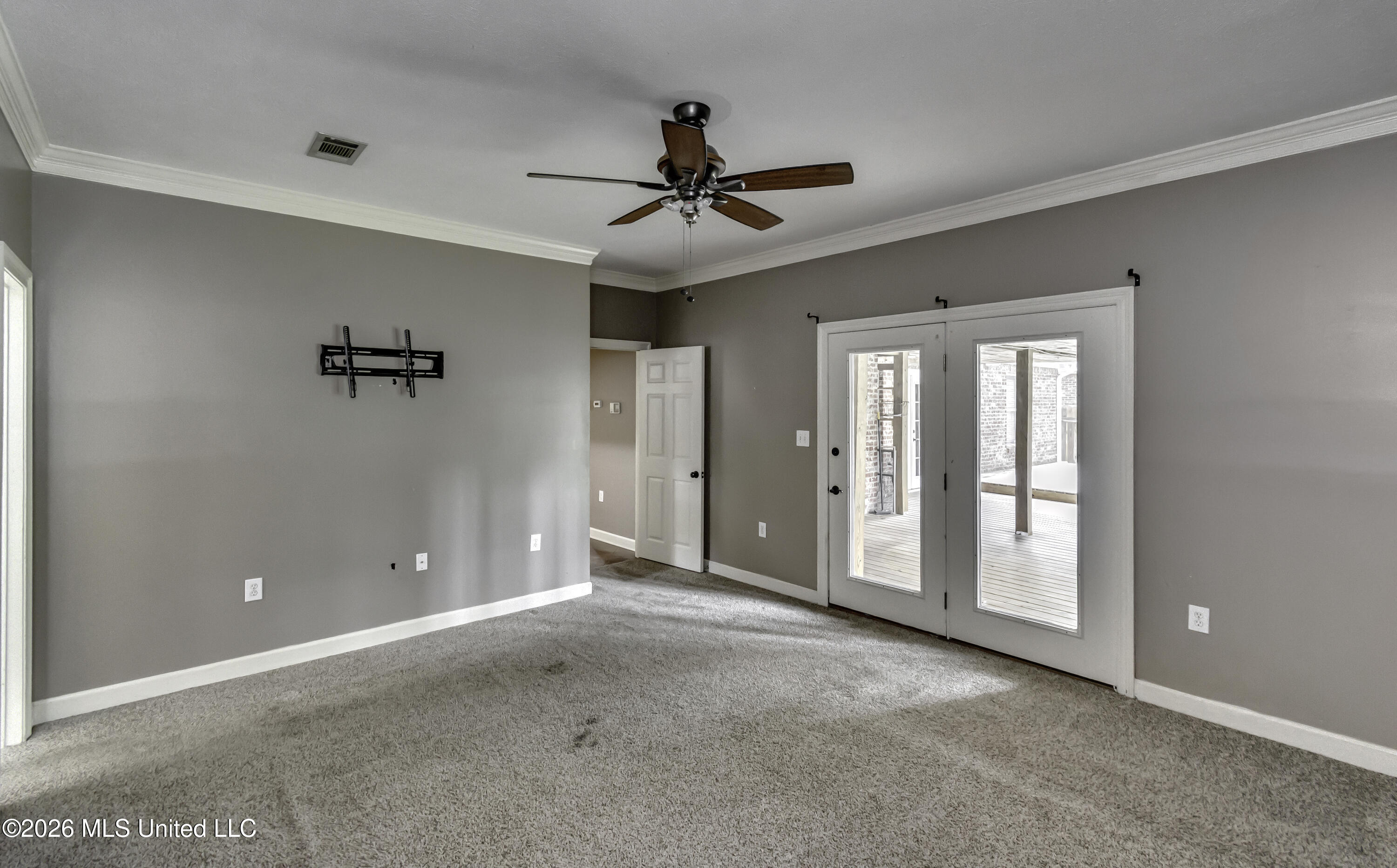 312 Pinewood Lane Property Photo 24